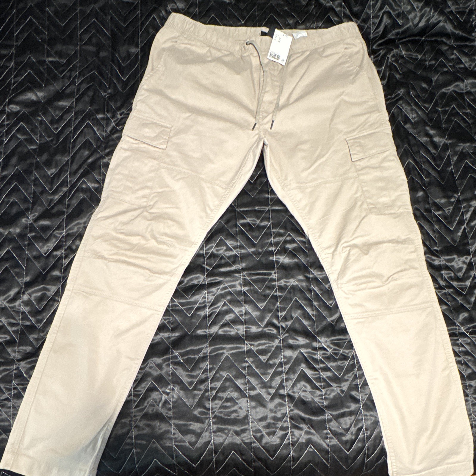 H&M Men’s Slim Fit Beige Cargo Pants XL 34\
