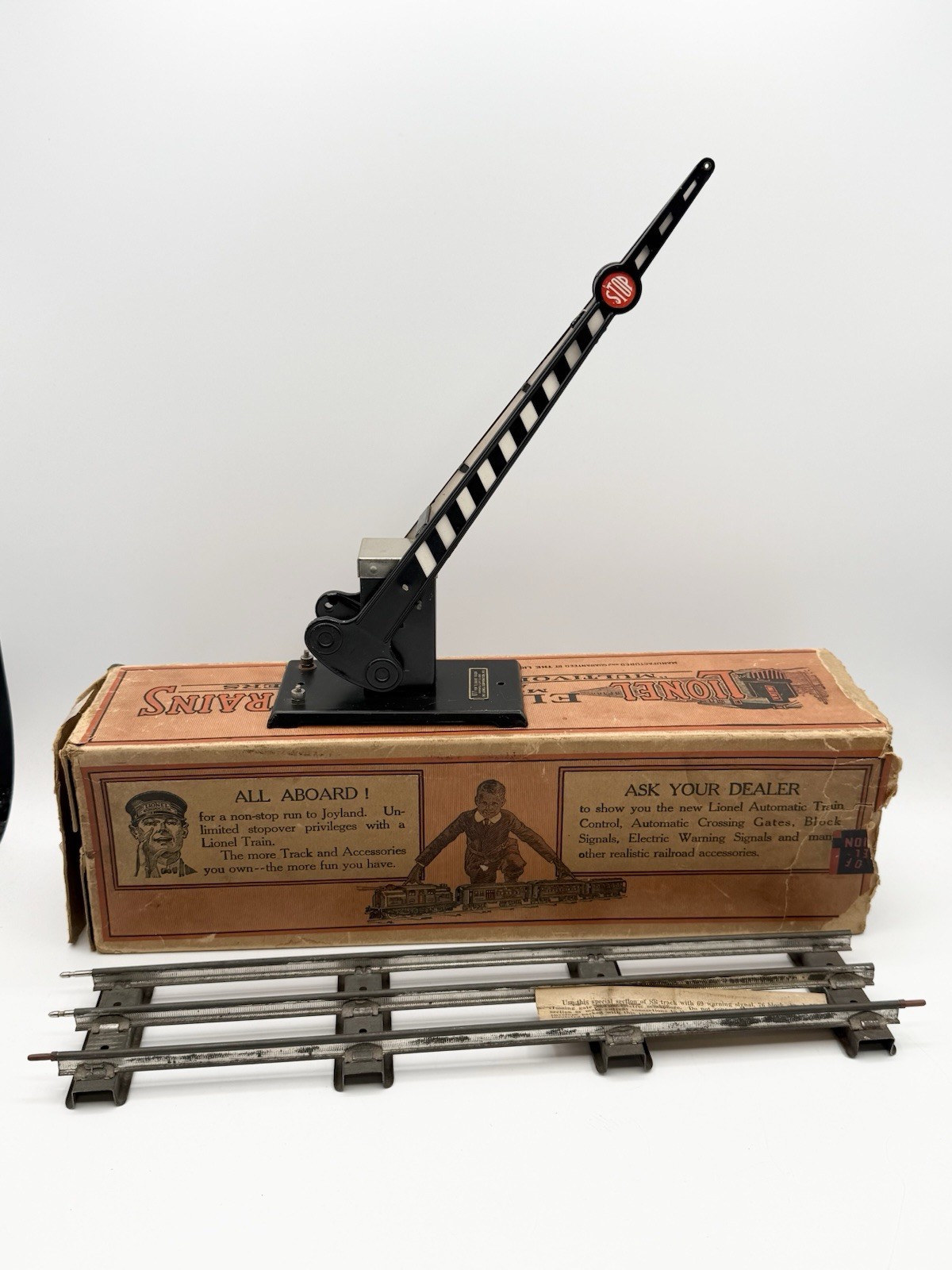 Antique Lionel Trains O Gauge No 077 Crossing Gate + Original Box