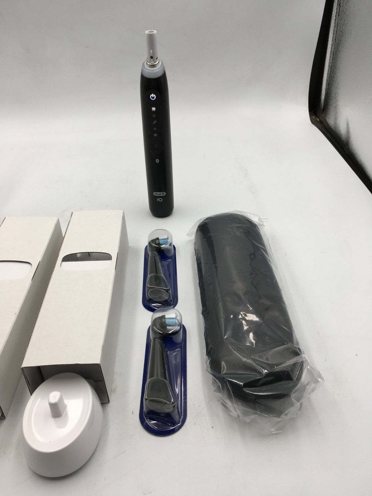 Oral-B iO Series 5 Deep Clean + Whiten  Electric Toothbrush New Open Box 3776 RS