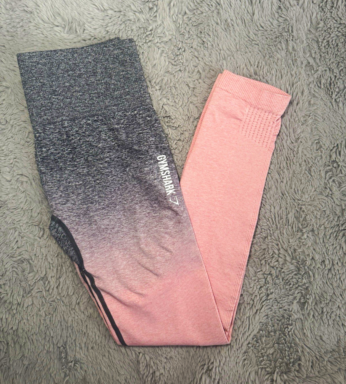 Gymshark Seamless Ombré Ankle Leggings Gray Pink Women’s S Knit Logo Gymshark Seamless Ombré Ankle Leggings Gray Pink Women’s S Knit Logo