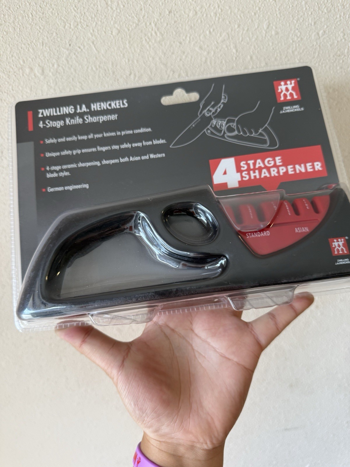 ZWILLING J.A. Henckels 4-Stage Knife Sharpener for Asian Western Blade Styles ZWILLING J.A. Henckels 4-Stage Knife Sharpener for Asian Western Blade Styles