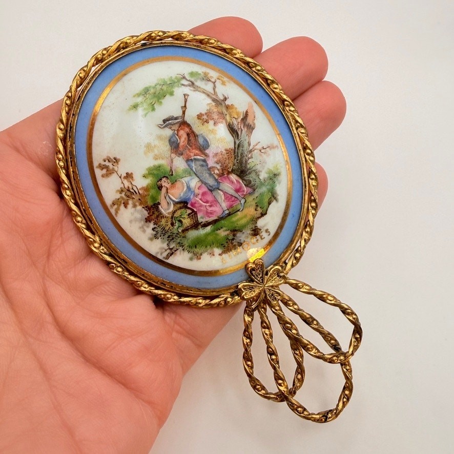 Vtg French Limoges Purse Hand Mirror Transfer Ware Porcelain Romantic Courtship Vtg French Limoges Purse Hand Mirror Transfer Ware Porcelain Romantic Courtship