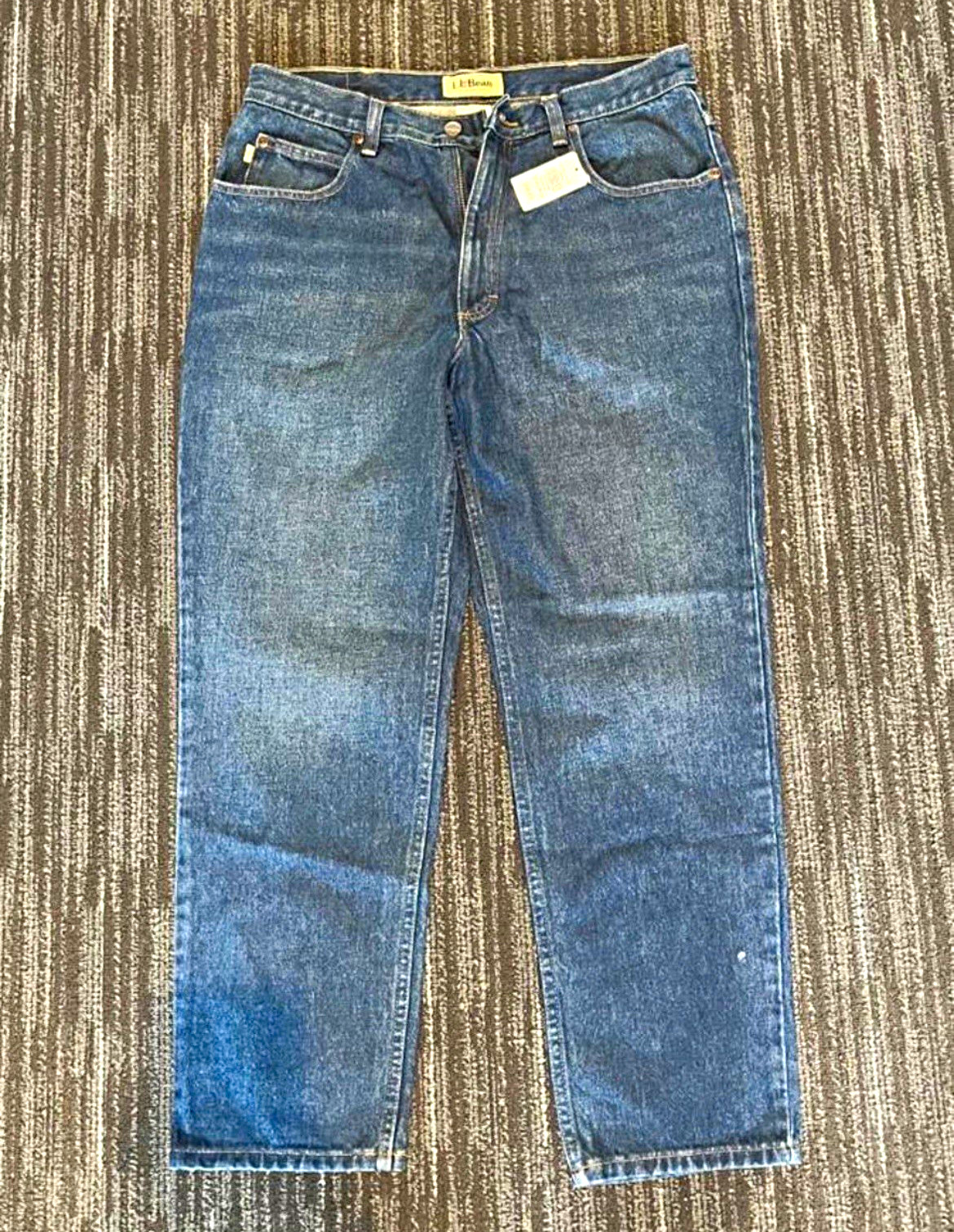 L.L.Bean Men’s Blue Denim Jeans Regular Fit Mid Rise Straight Leg Button NWT L.L.Bean Men’s Blue Denim Jeans Regular Fit Mid Rise Straight Leg Button NWT