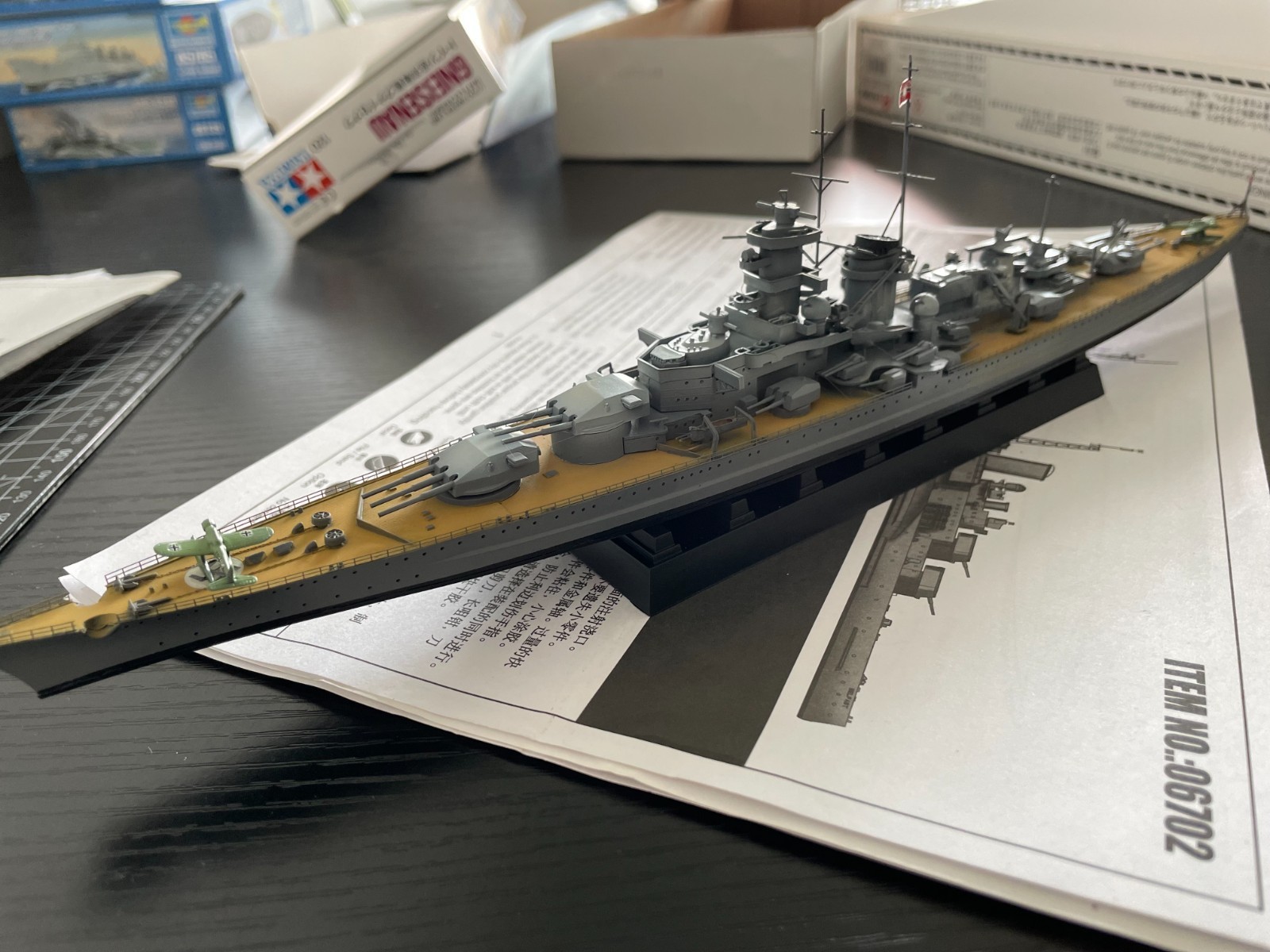 1/700,German BATTLECRUISER GNEISENAU,Military model,Static model,free shipping