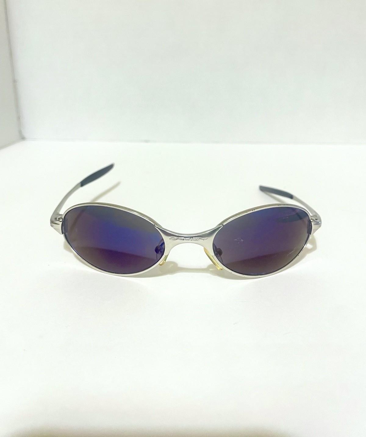 DEFECTIVE Vintage Oakley C Wire 90s 00s Ice Blue Iridium G3D DEFECTIVE Vintage Oakley C Wire 90s 00s Ice Blue Iridium G3D