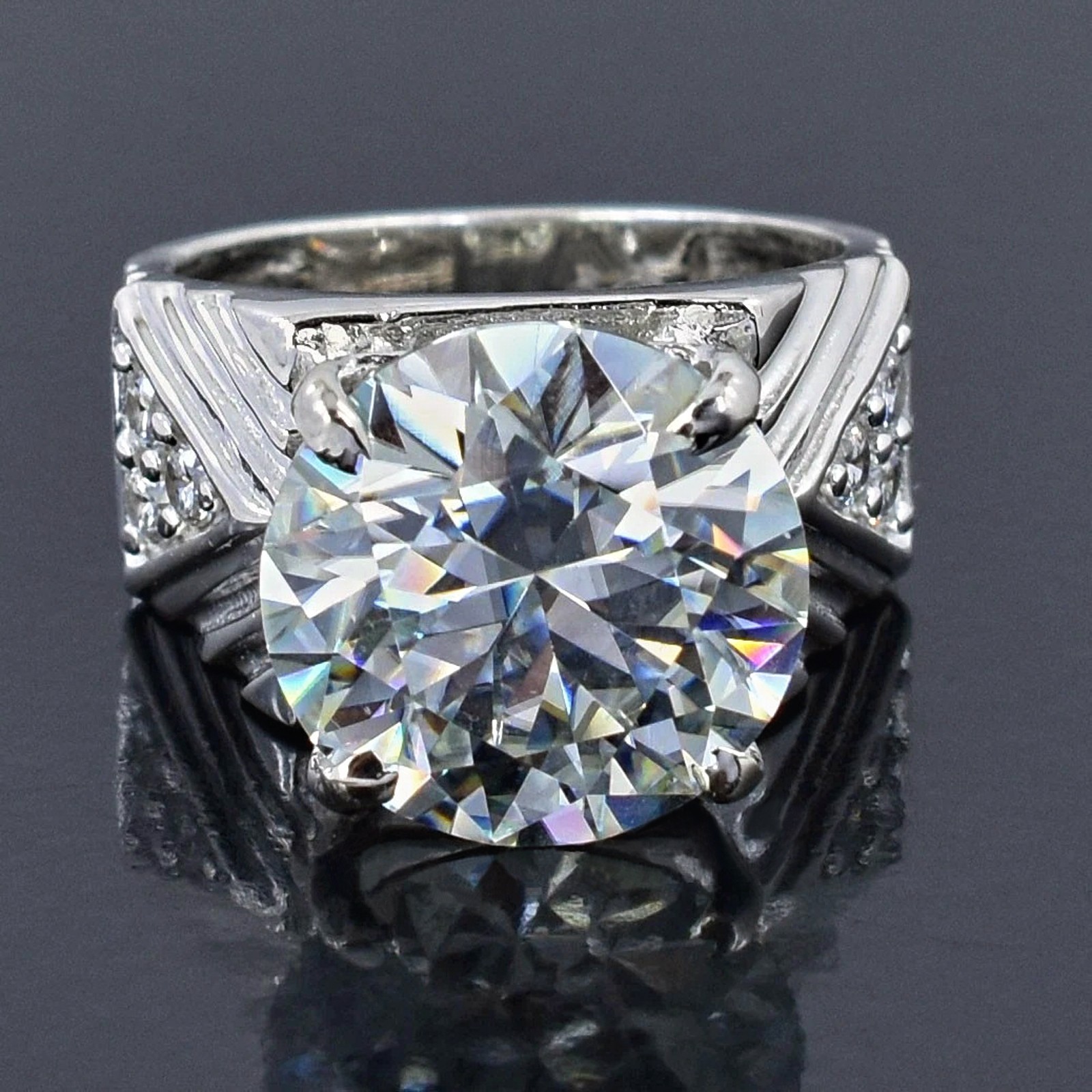 Round Shape 6.80Cts. Certified White Diamond Ring In 925 Silver - Tariffs Free