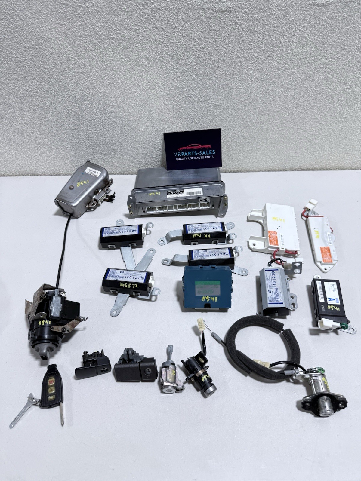 04-06 LEXUS LS430 OEM ECM ECU IGNITION SWITCH DOOR TRUNK LOCK KEY SET #8541 READ