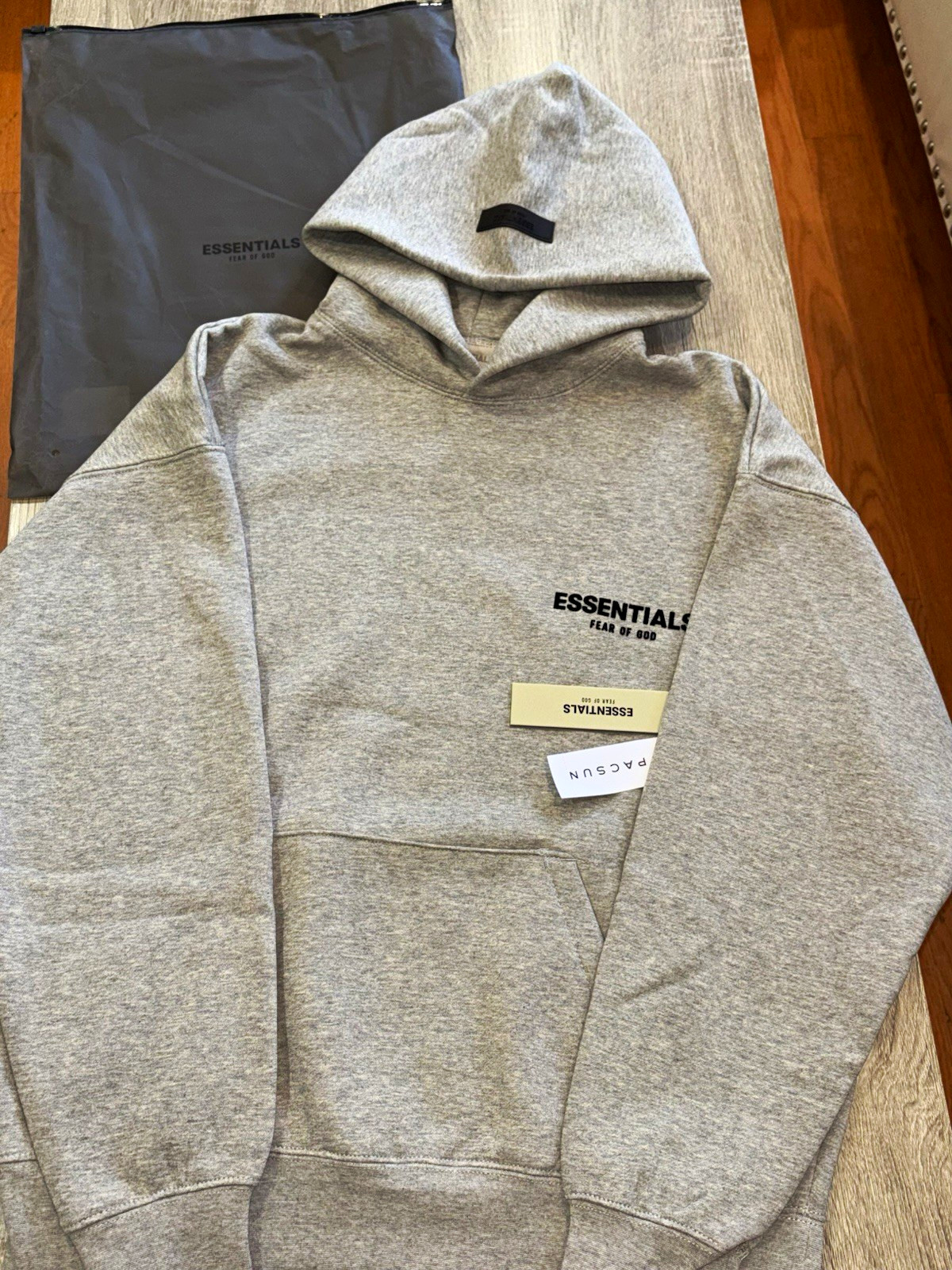Essentials Fear of God Men\'s Gray Pullover Hoodie Logo Hooded Long Sleeve M