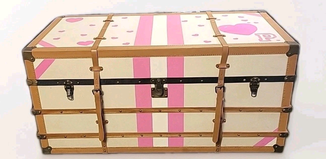 Rare Victorias Secret Oversized Trunk Store Display Leather Belted Storage 48 Rare Victorias Secret Oversized Trunk Store Display Leather Belted Storage 48