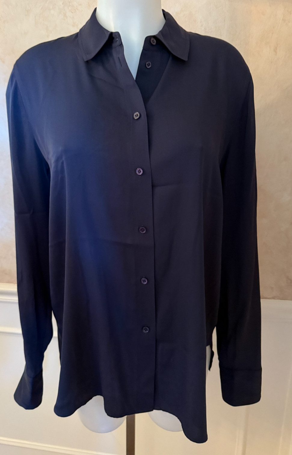 Vince. Navy Blue 100% Long Sleeve Classic Collared Blouse SZ L NWT $295