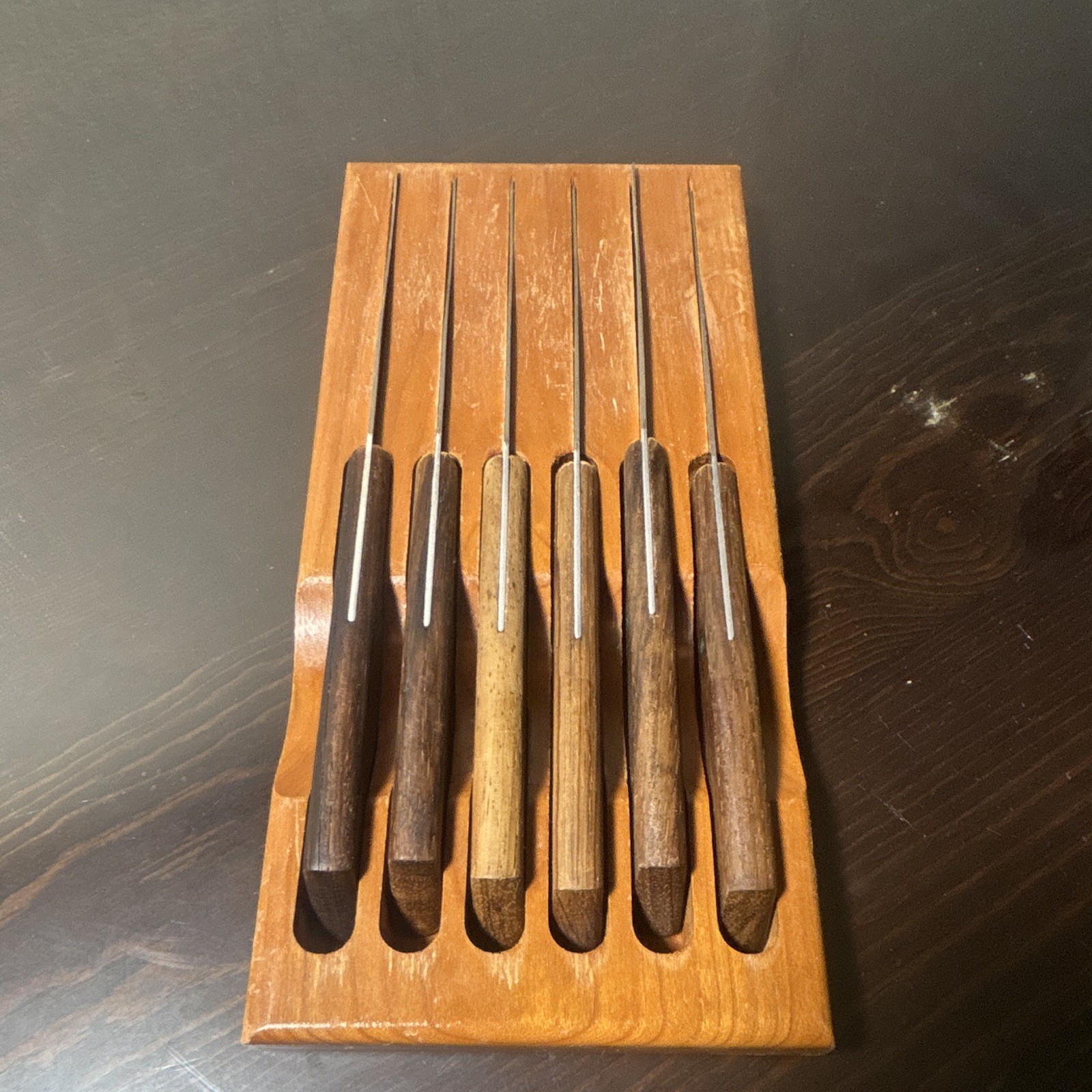 VINTAGE L.L. BEAN FREEPORT MAINE STAINLESS SERRATED WOOD STEAK KNIFE COLLECTIBLE VINTAGE L.L. BEAN FREEPORT MAINE STAINLESS SERRATED WOOD STEAK KNIFE COLLECTIBLE