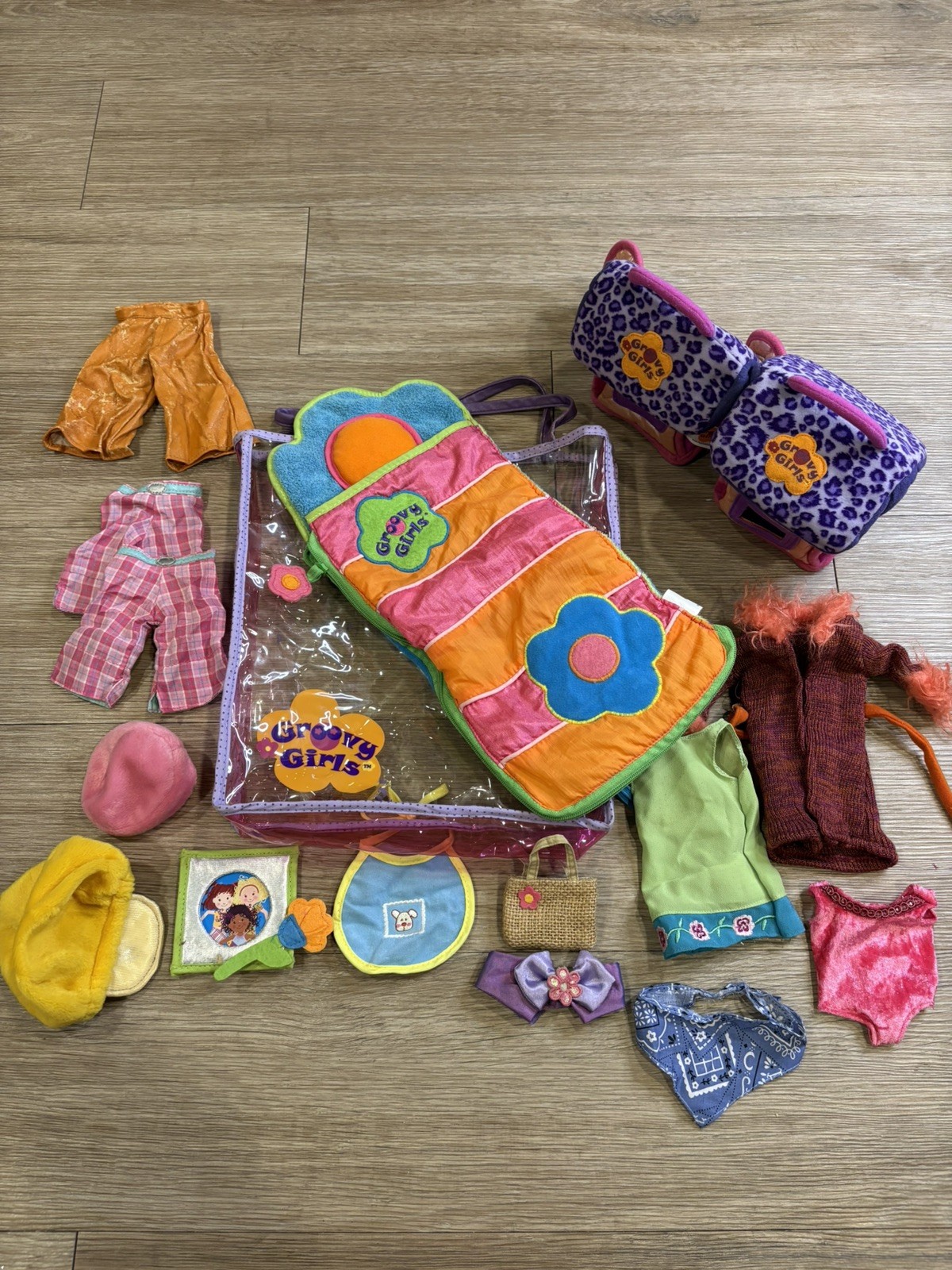 Vintage Manhattan Groovy Girls Doll Clothes & Accessories Lot Sleeping Bag Case