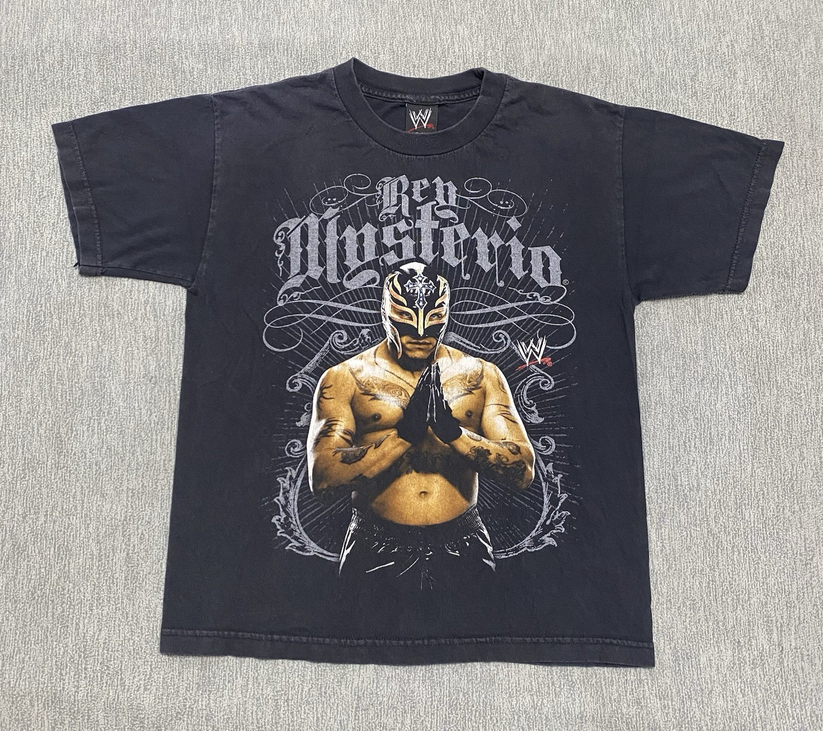 Vintage Rey Mysterio Ringer Shirt Mens XS/Small Wrestling 2009 WWE Y2K Black WWF Vintage Rey Mysterio Ringer Shirt Mens XS/Small Wrestling 2009 WWE Y2K Black WWF