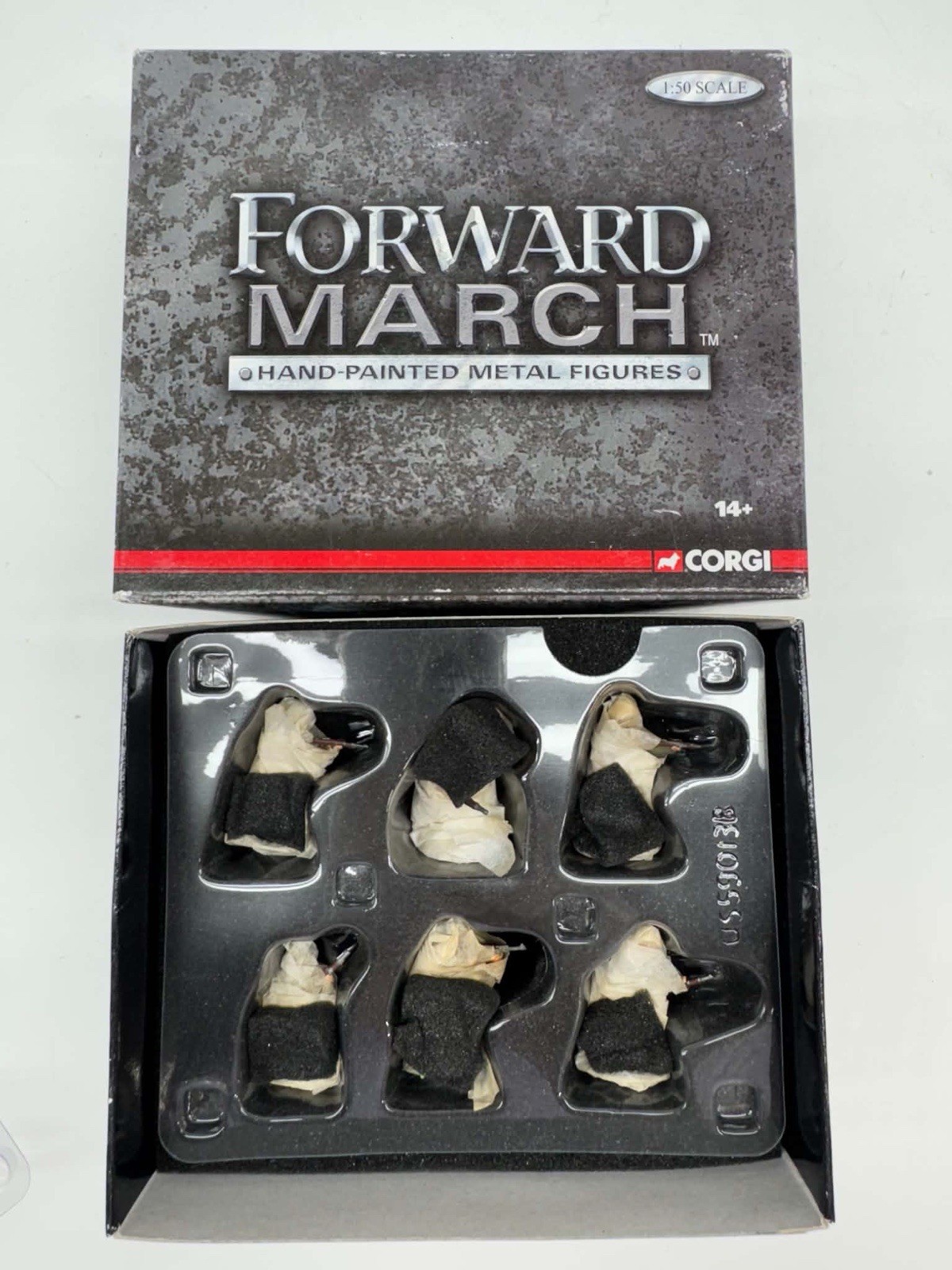 Corgi US59013 WWII Forward March German Infantry Winter Cloths Diecast 1:50 NIB