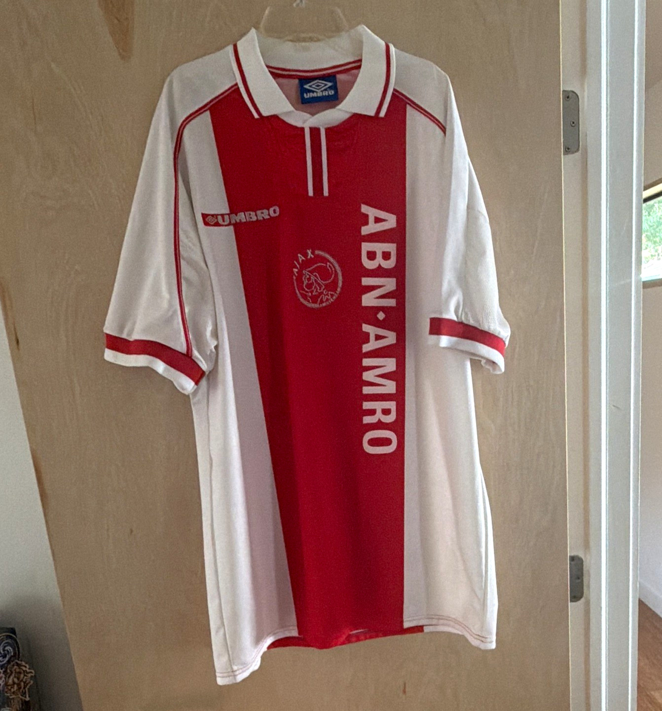 Umbro Ajax Amsterdam ABN AMRO Home Soccer Jersey Shirt XL Red/White. Vintage CL Umbro Ajax Amsterdam ABN AMRO Home Soccer Jersey Shirt XL Red/White. Vintage CL