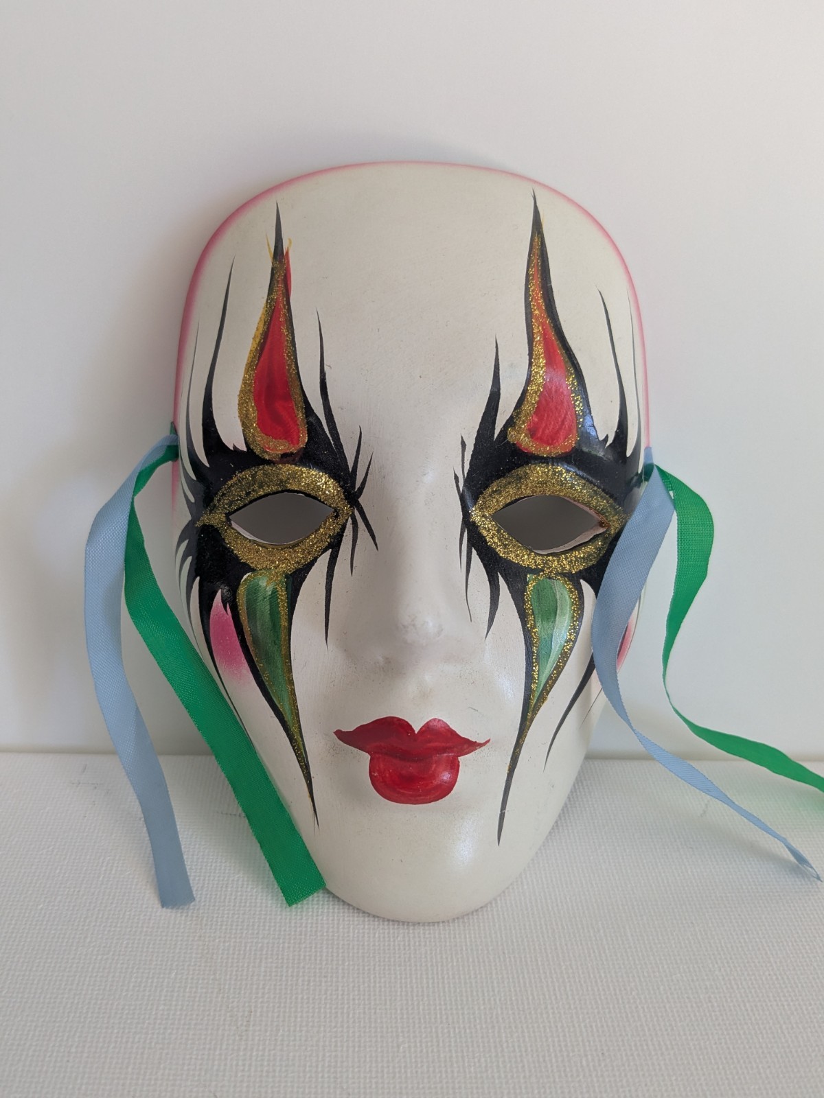 Vintage Hand Painted Ceramic Mardi Gras Venetian Style Wall Mask New Orleans