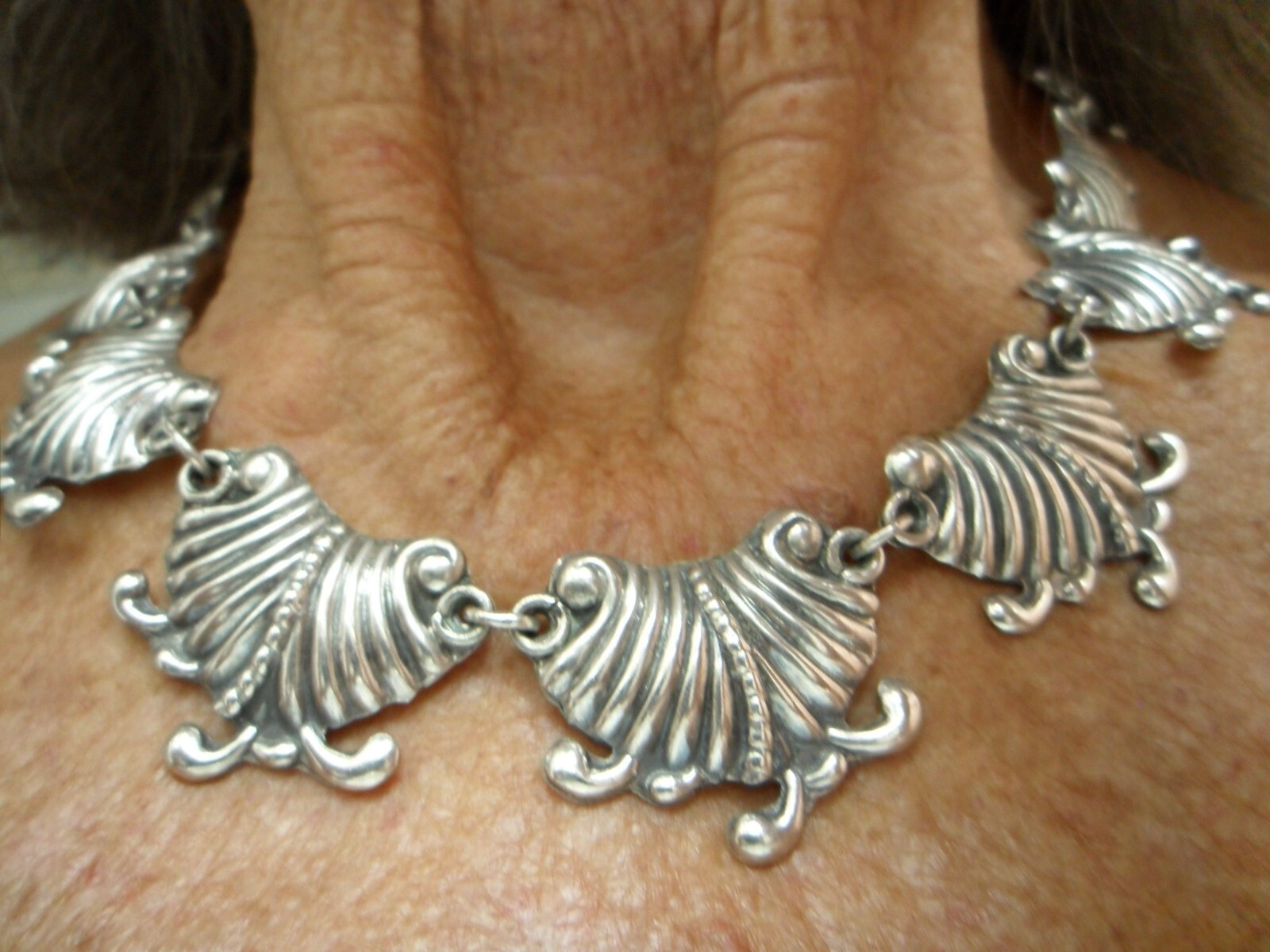 1930s Pre-Eagle Hallmark Mexican Sterling Silver Repousse Necklace Bracelet Set