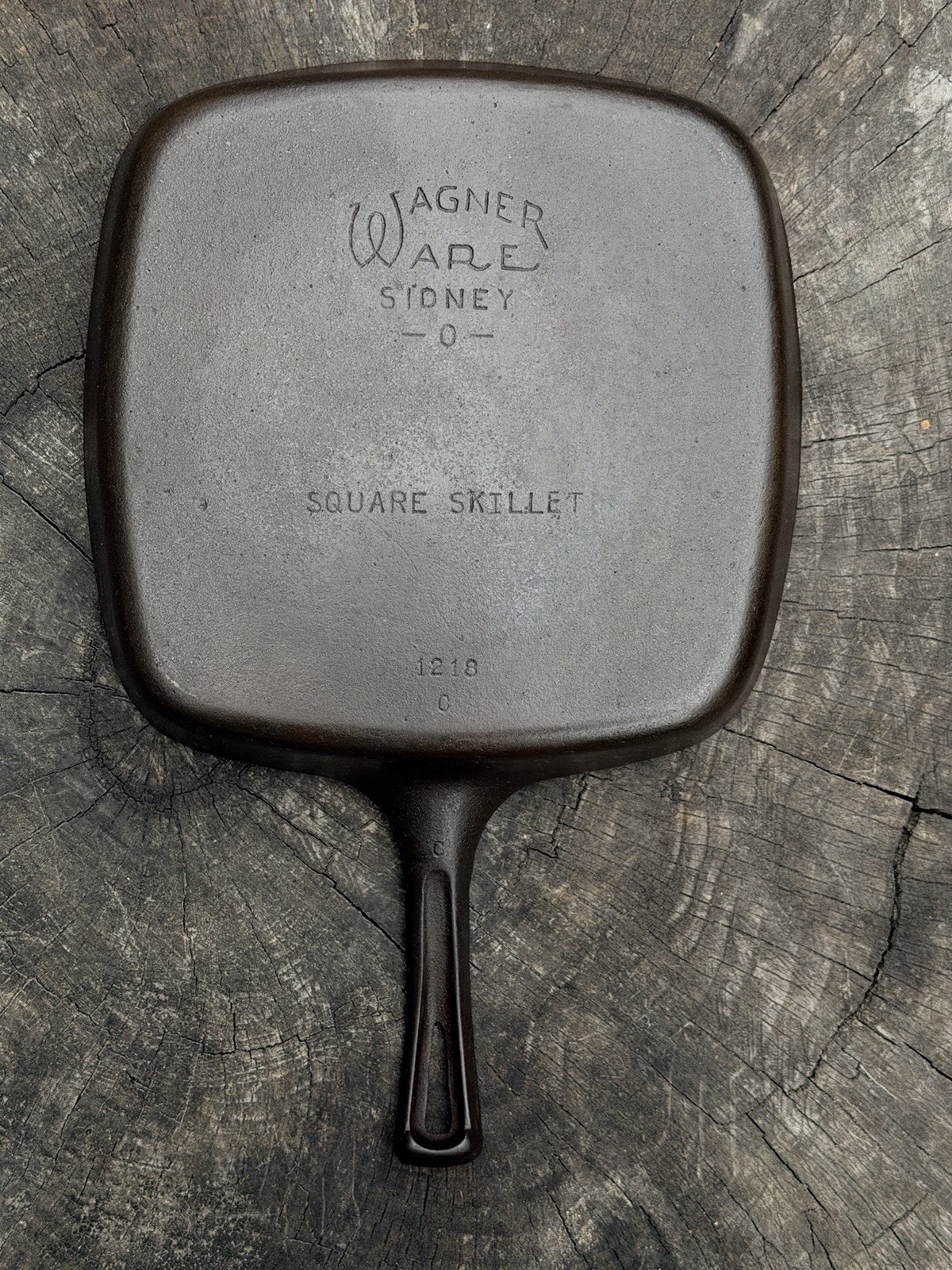 Vintage Wagner Ware 1218 CC Cast Iron Square Skillet Vintage Wagner Ware 1218 CC Cast Iron Square Skillet