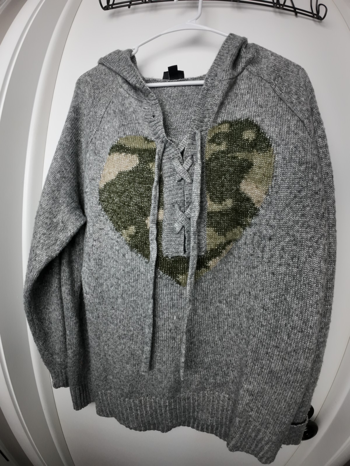 Torrid Sweater Hoodie Gray with Camo Size 00
