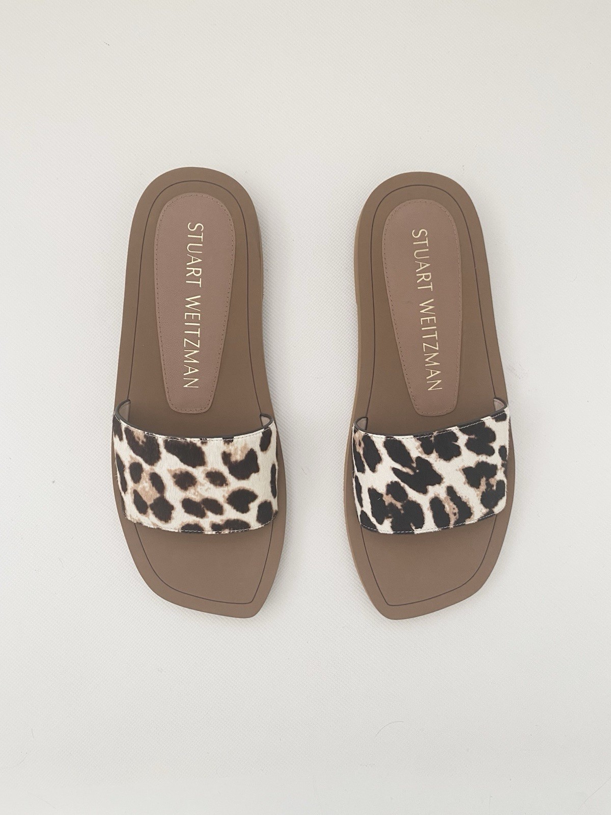NWOT Stuart Weitzman Delilah Leopard Print Calf-Hair Slides
