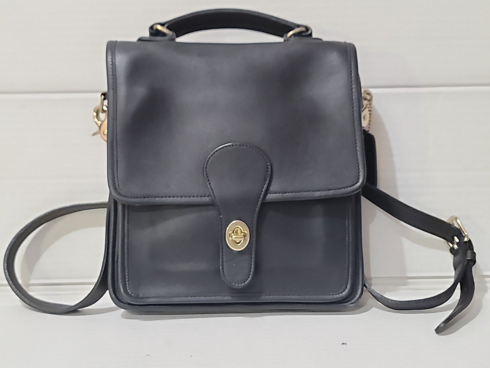 Vintage Coach Station Bag #5130 Black Leather Crossbody Top Handle Great Shape