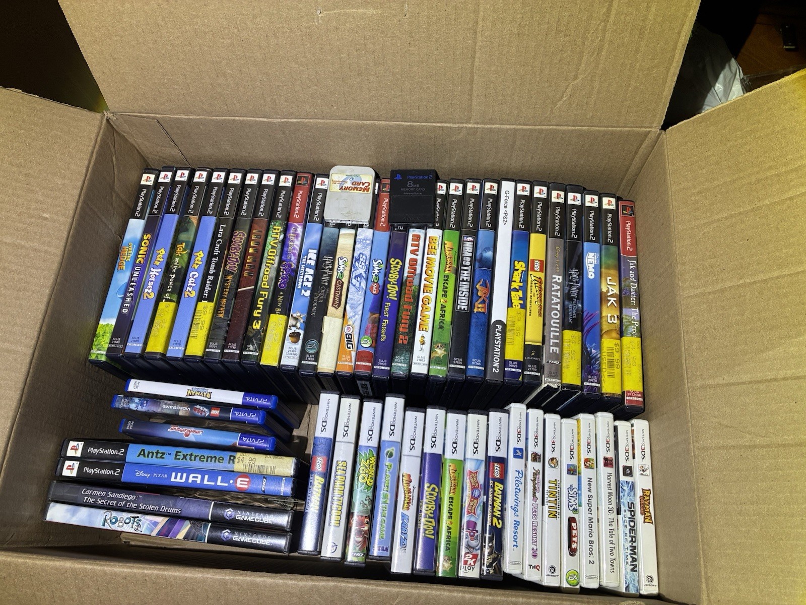 Box Of Of Games Ps2 , Game Cube , Ds Games And A Couple Psvita Games