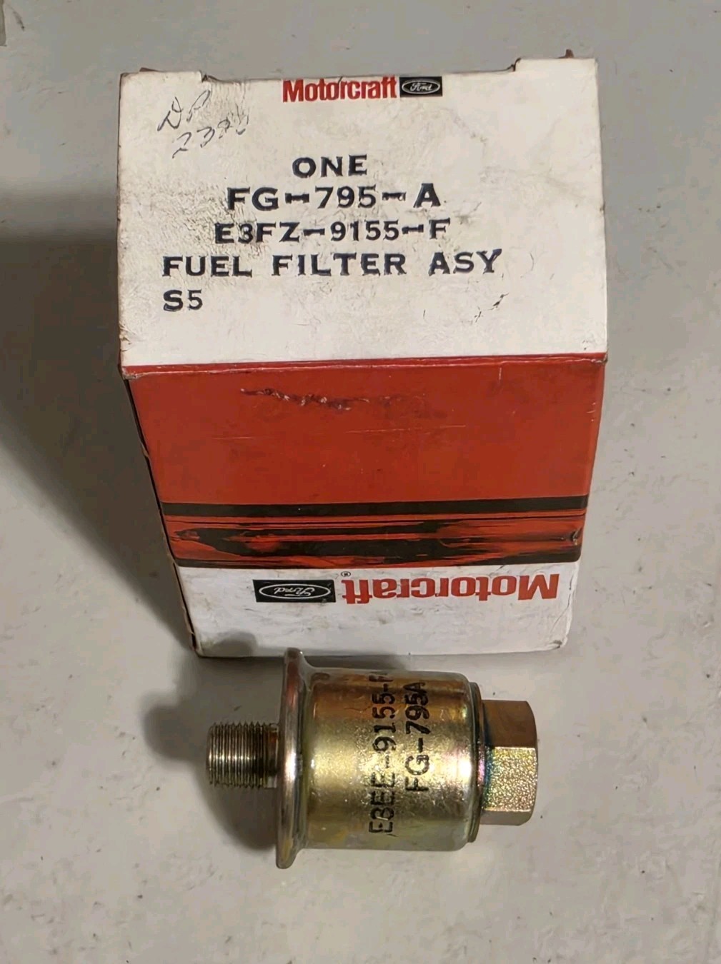 Ford Motorcraft FG-795A Fuel Filter ASY OEM NOS E3FZ-9155F Ford Motorcraft FG-795A Fuel Filter ASY OEM NOS E3FZ-9155F