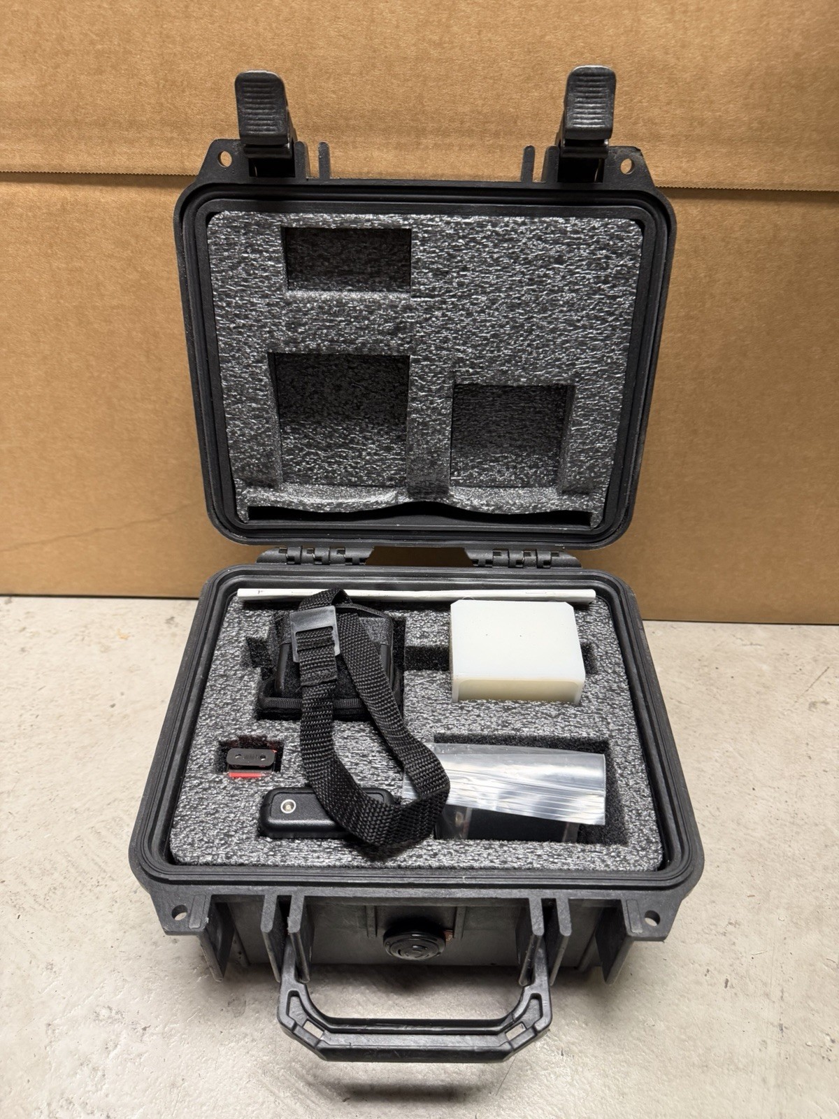 CSECO K910B Buster Contraband Detector w/Remote & Calibration Block - FOR PARTS
