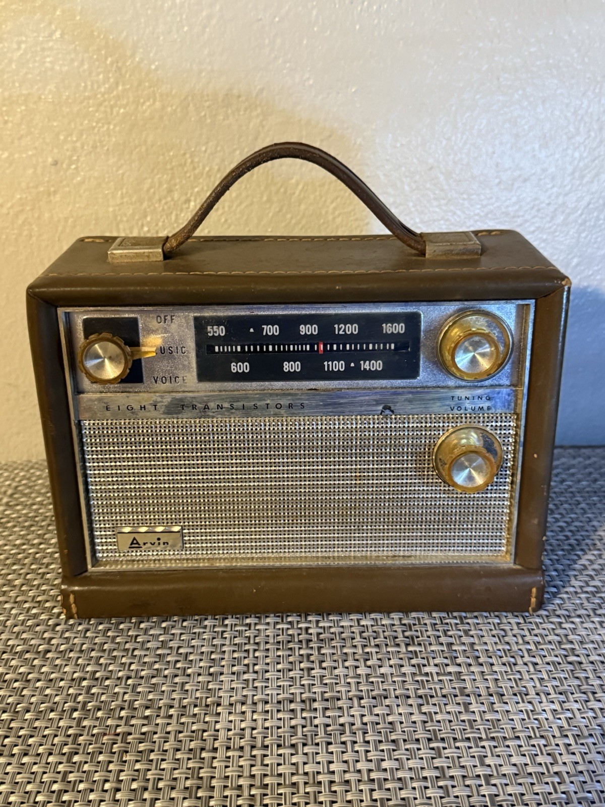 VTG 1962 Arvin 61R58 Chestnut Eight Transistor Radio for parts/repair VTG 1962 Arvin 61R58 Chestnut Eight Transistor Radio for parts/repair