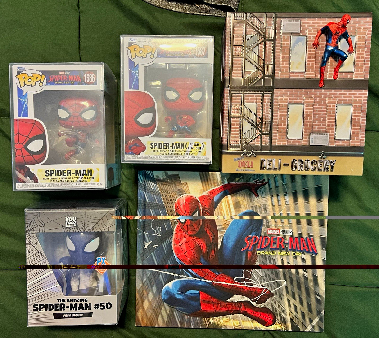 Spider-Man: Brand New Day Popcorn Bucket/Funko/YouTooz Collectible Bundle