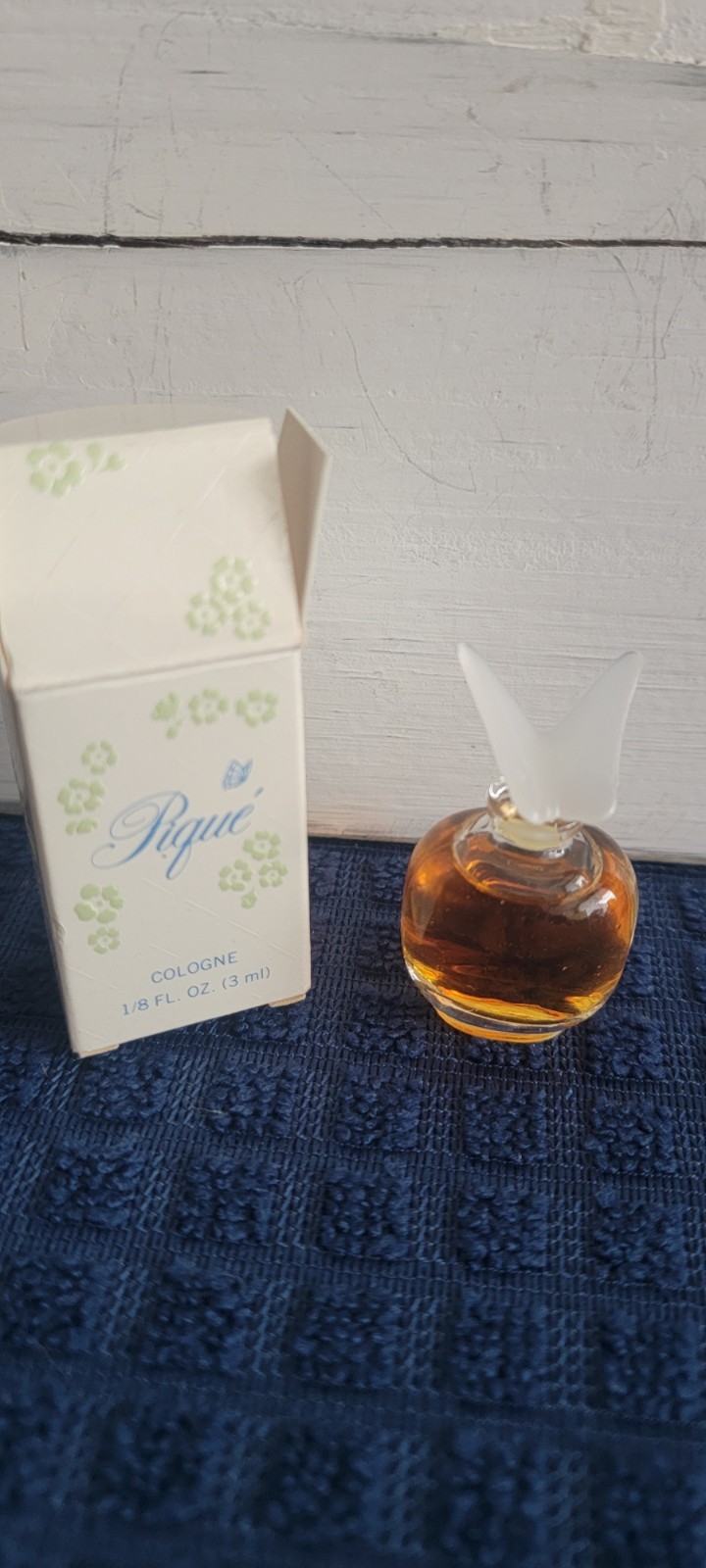 1980's Pique Cologne 1/8 fl oz New Old Stock 1980's Pique Cologne 1/8 fl oz New Old Stock