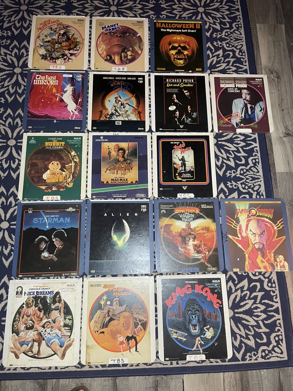Lot of 17 x CED Videodiscs~Vintage Movies Laser Discs~CLASSIC TITLES Horror Lot of 17 x CED Videodiscs~Vintage Movies Laser Discs~CLASSIC TITLES Horror