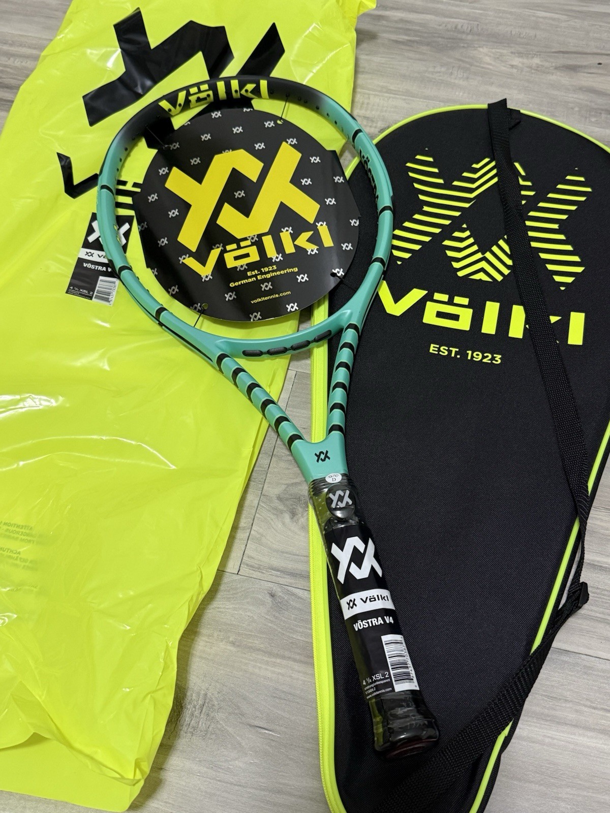 Volkl Vostra V4 Unstrung Tennis Racquet Size 4 1/4 / Grip XSL 2
