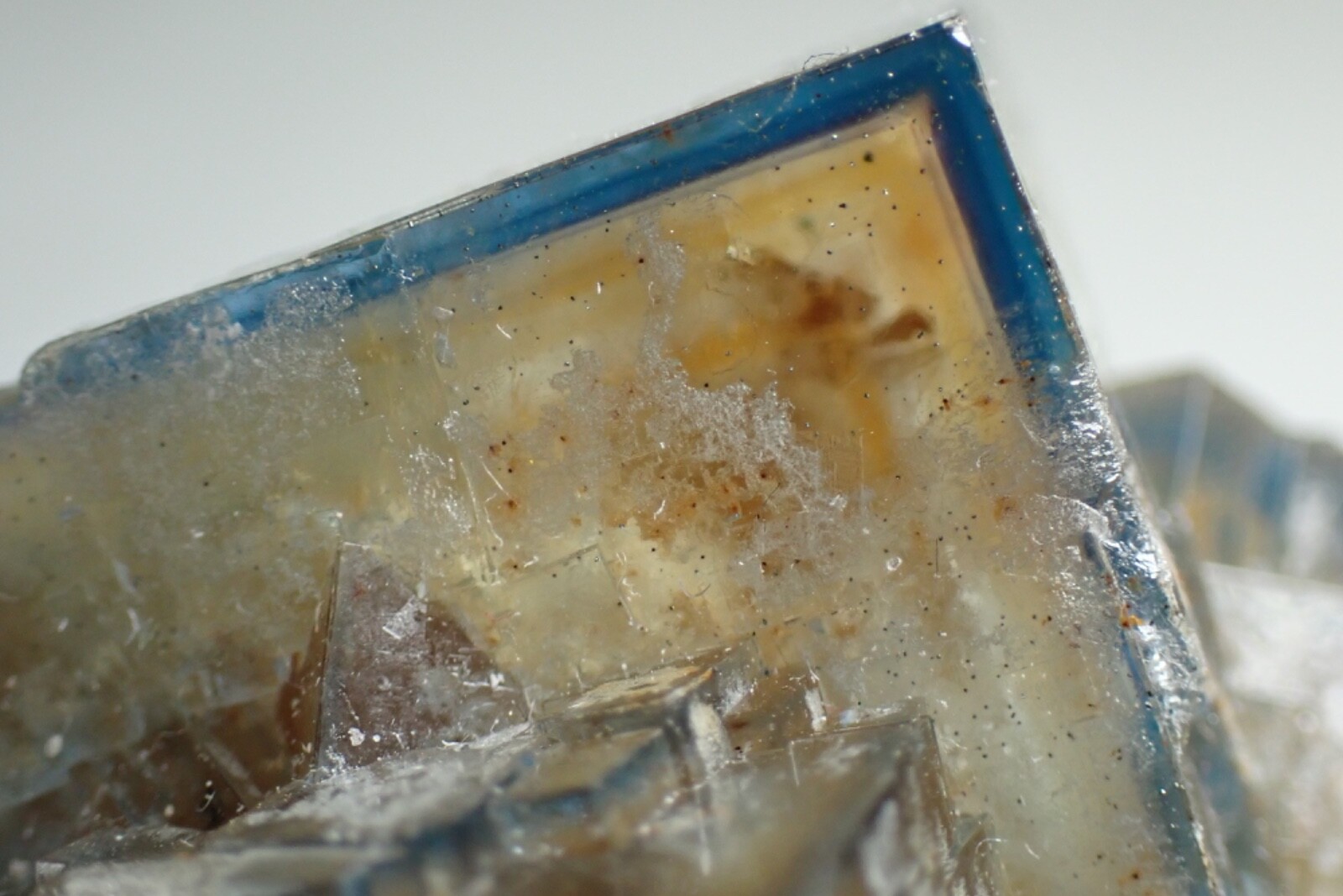 FLUORITE * BLUE - YELLOW ZONED CRYSTALS  Dörfel, GERMANY