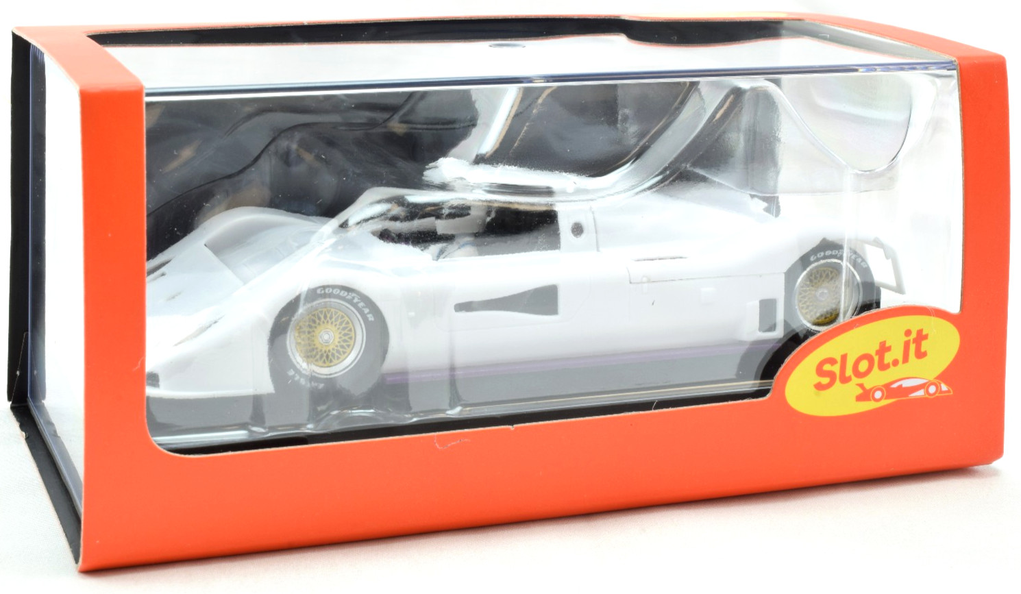 Slot It Jaguar XJR11 - White Partially Un-Assembled 1/32 Scale Slot Car CA62Z