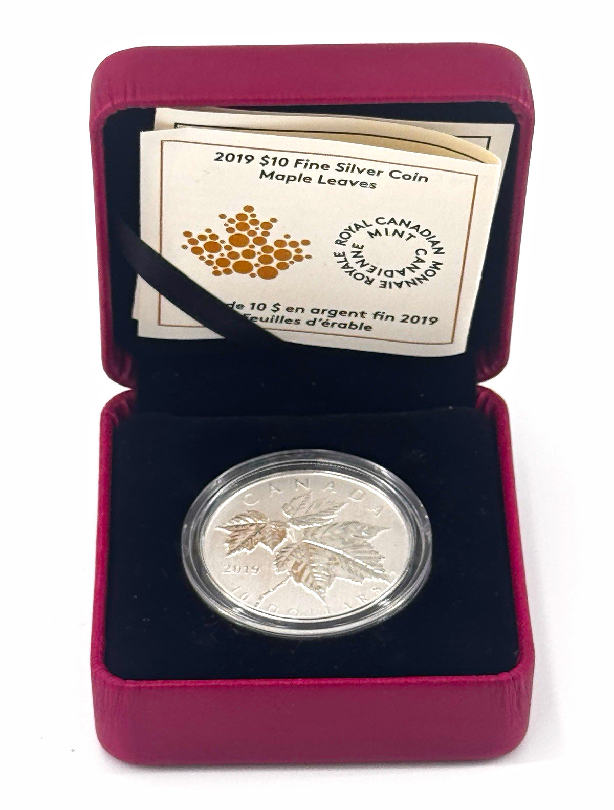 ROYAL CANADIAN MINT 2019 CANADA $10 SILVER MAPLE LEAVES COIN BOX COA ROYAL CANADIAN MINT 2019 CANADA $10 SILVER MAPLE LEAVES COIN BOX COA