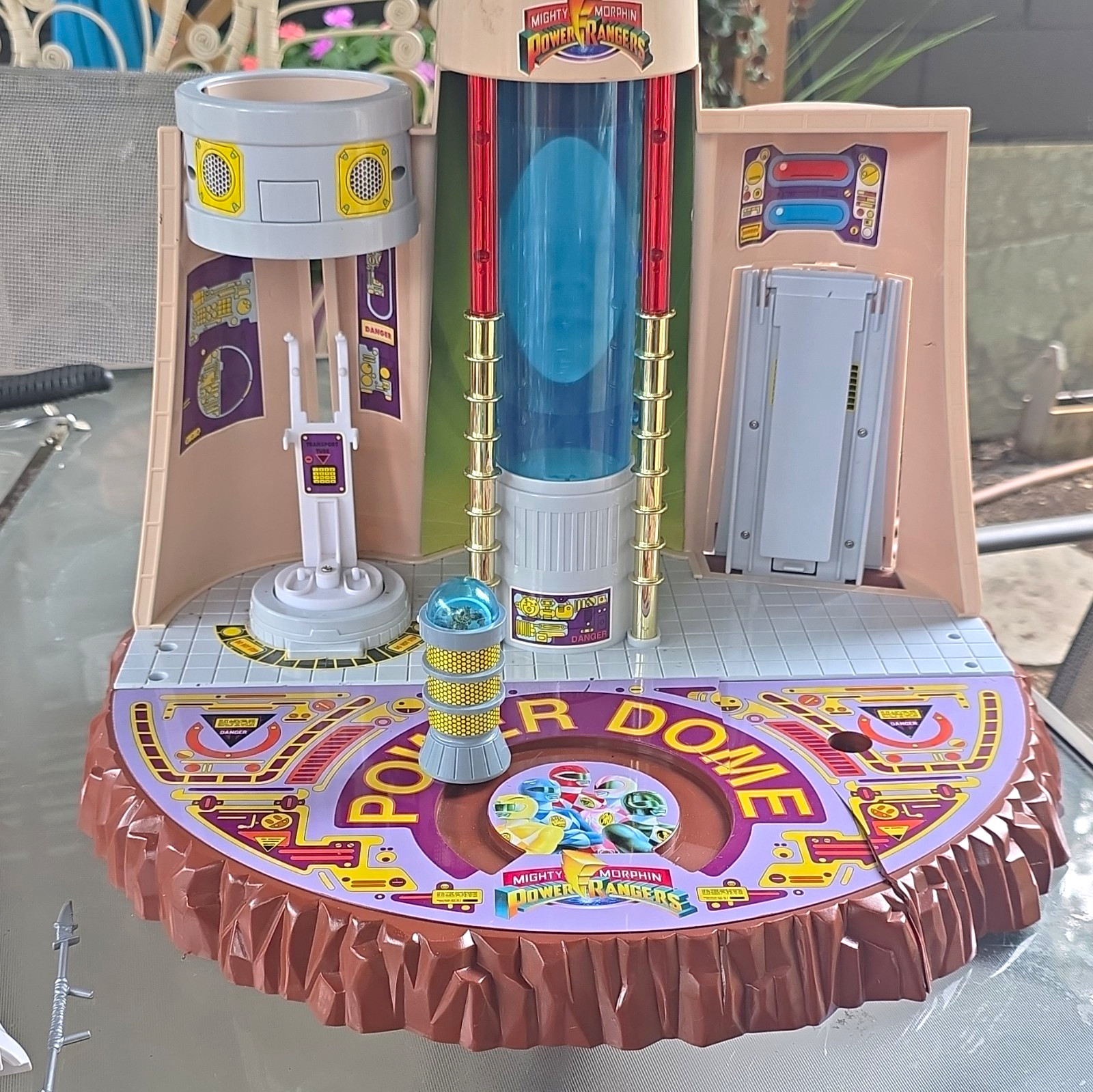 Vintage 1994 Mighty Morphin Power Rangers Power Dome Playset Bandai w/ Globe Vintage 1994 Mighty Morphin Power Rangers Power Dome Playset Bandai w/ Globe