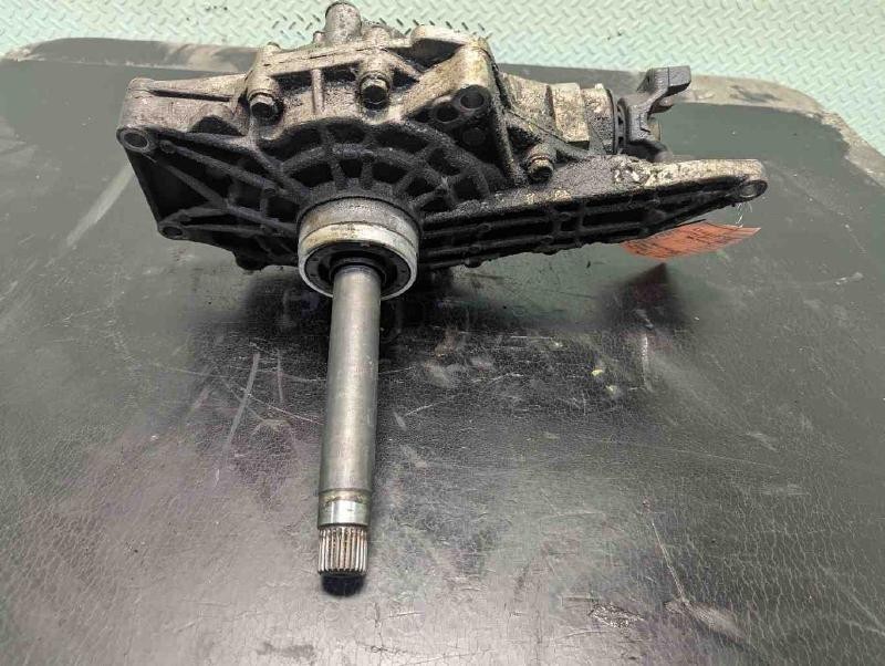 2002-2009 GMC Envoy Front Differential Carrier Assembly 3.42 Ratio Opt GU6 OEM