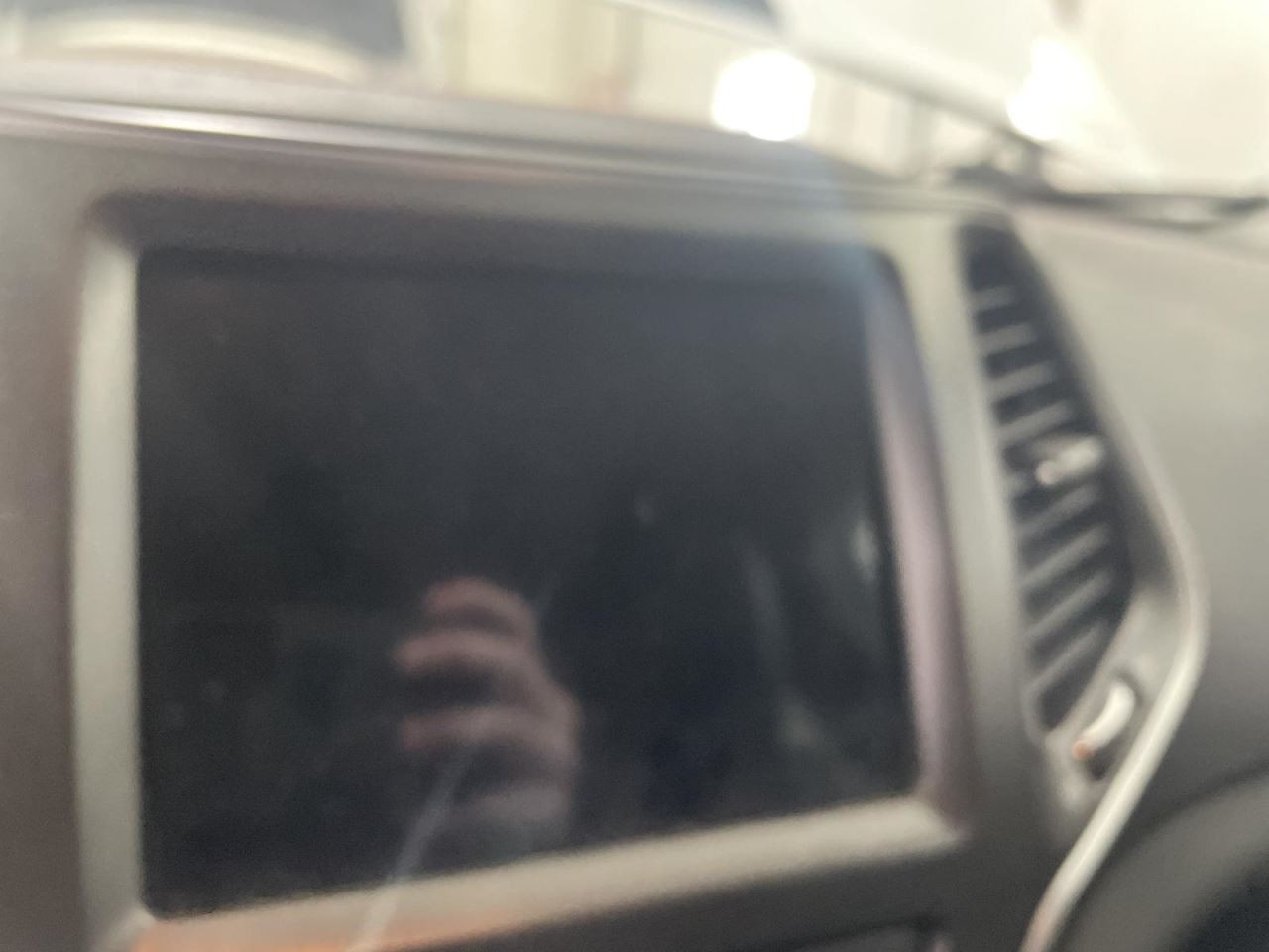 Audio Equipment Radio Display And Receiver Opt Uam Fits 19-20 CHEROKEE 932280