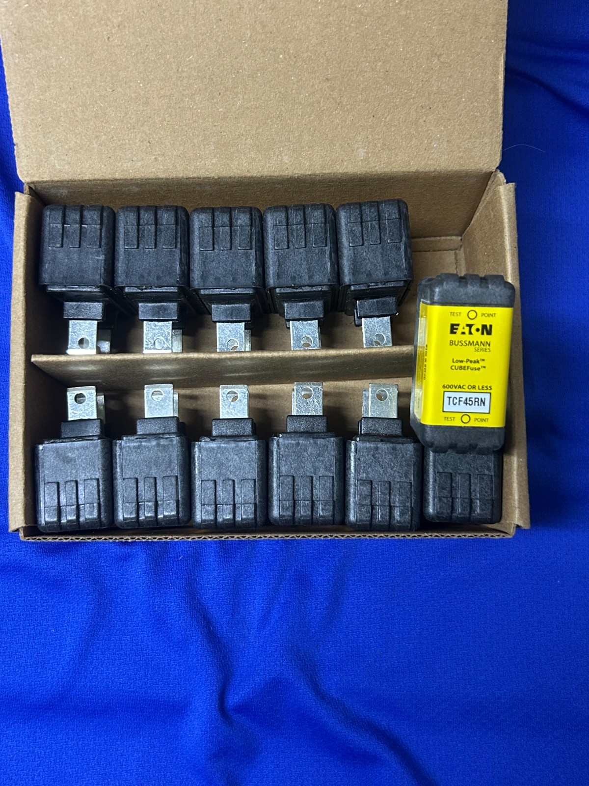 Eaton Bussmann Low-Peak CUBE-fuse TCF45RN New, lot of  