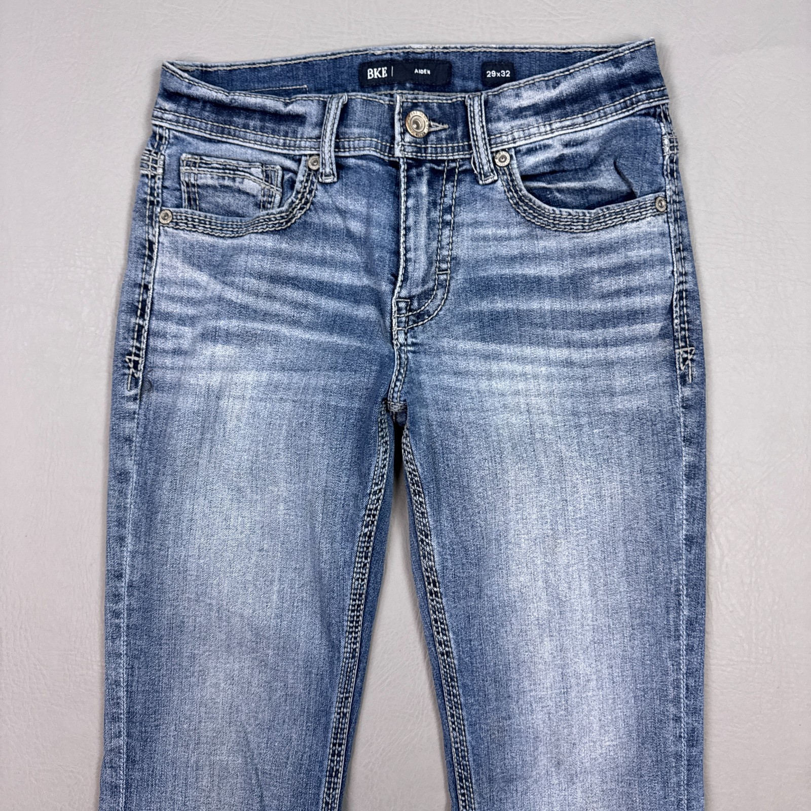 BKE Jeans Mens 29x32 Blue Aiden Buckle Denim Pants Faded Embroidered Stretch