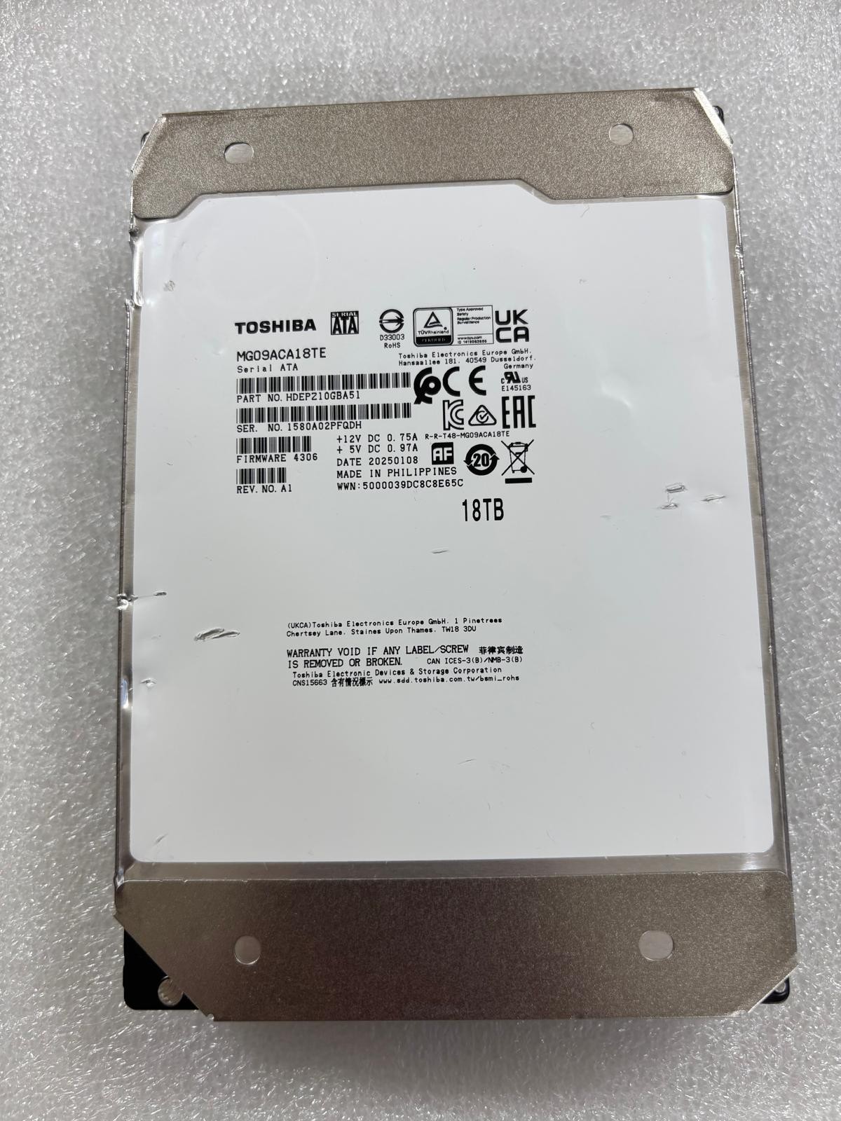 MG09ACA18TE Toshiba 18TB 7.2K RPM SATA 6Gb/s 512e 3.5in HDD