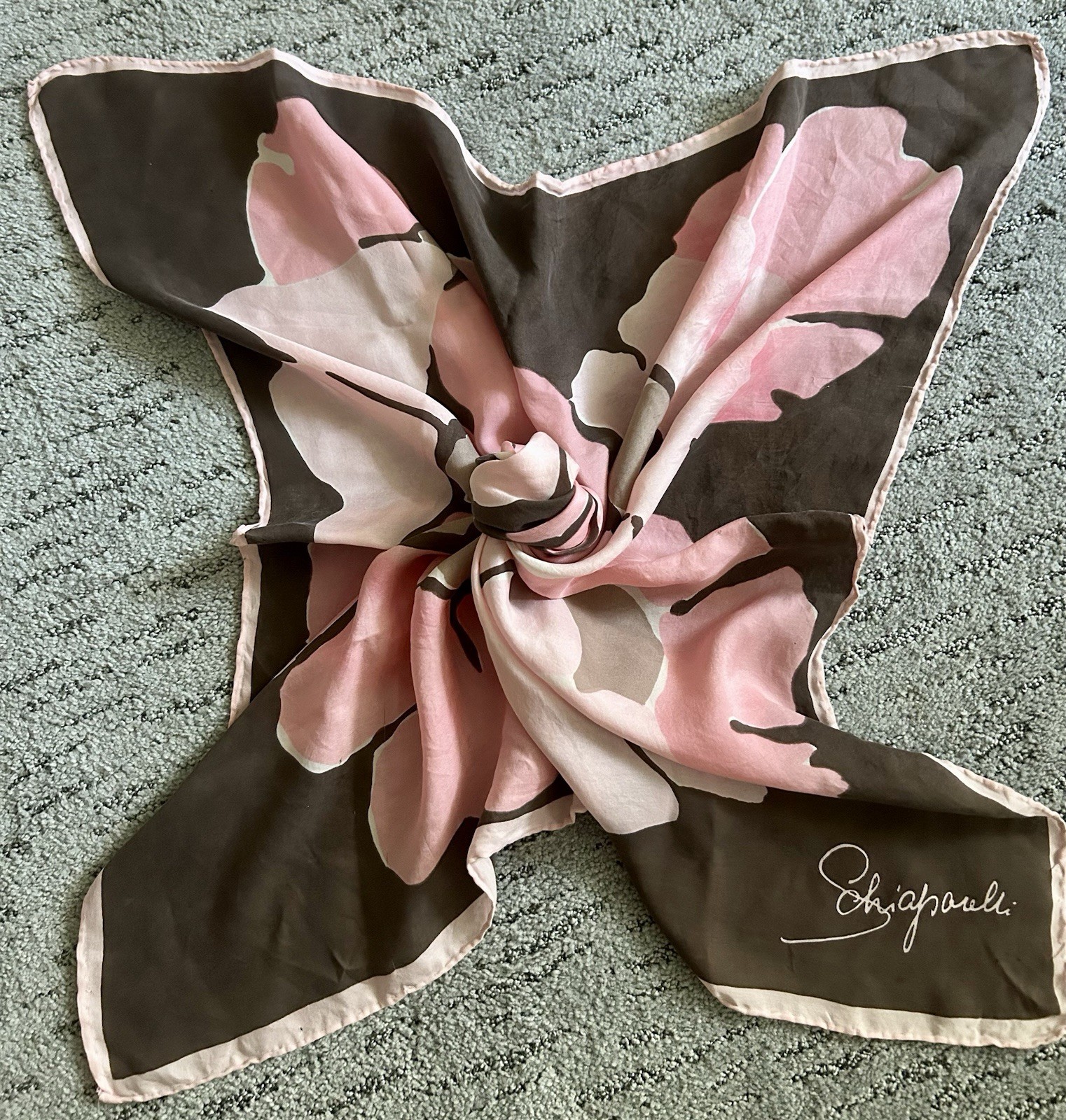 VTG. SCIAPARELLI signed Scarf Hand Rolled Hem Stunning Mauve/brown/taupe VTG. SCIAPARELLI signed Scarf Hand Rolled Hem Stunning Mauve/brown/taupe