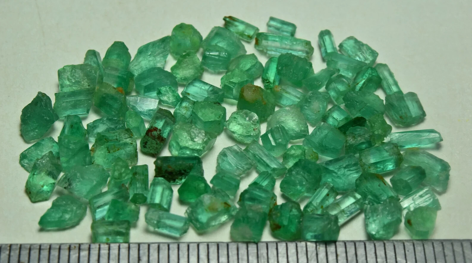 19.80 Carat Natural Transparent Rough Emerald Crystals Lot #47