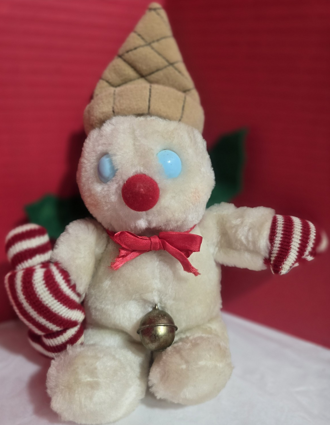 Vintage Mr Bingle Snowman Plush Maison Blanche Goudchaux 1983 New Orleans Vintage Mr Bingle Snowman Plush Maison Blanche Goudchaux 1983 New Orleans