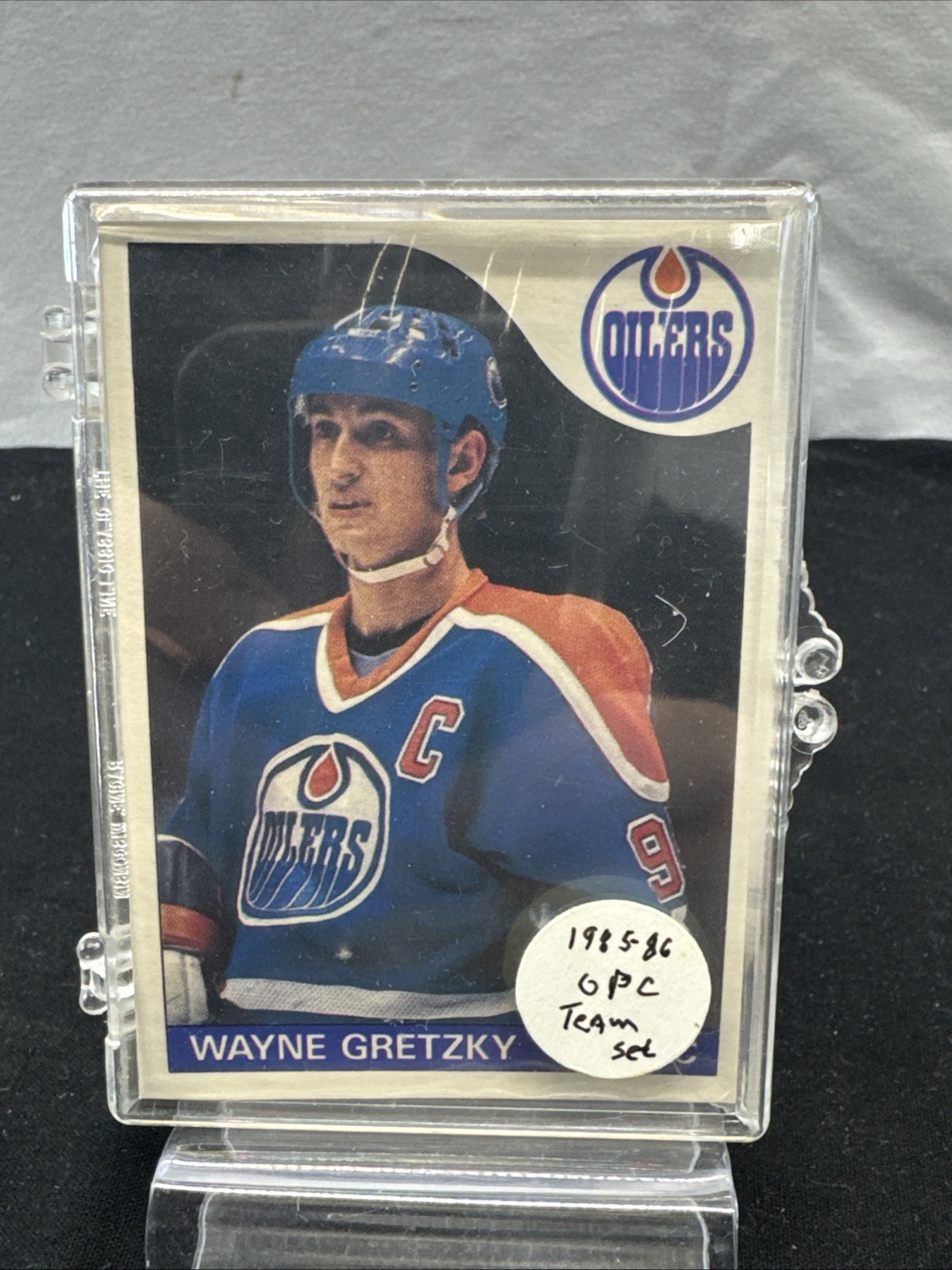 O-Pee-Chee 1985-86 Wayne Gretzky Edmonton Oilers team Base Set Card #120 MINT O-Pee-Chee 1985-86 Wayne Gretzky Edmonton Oilers team Base Set Card #120 MINT