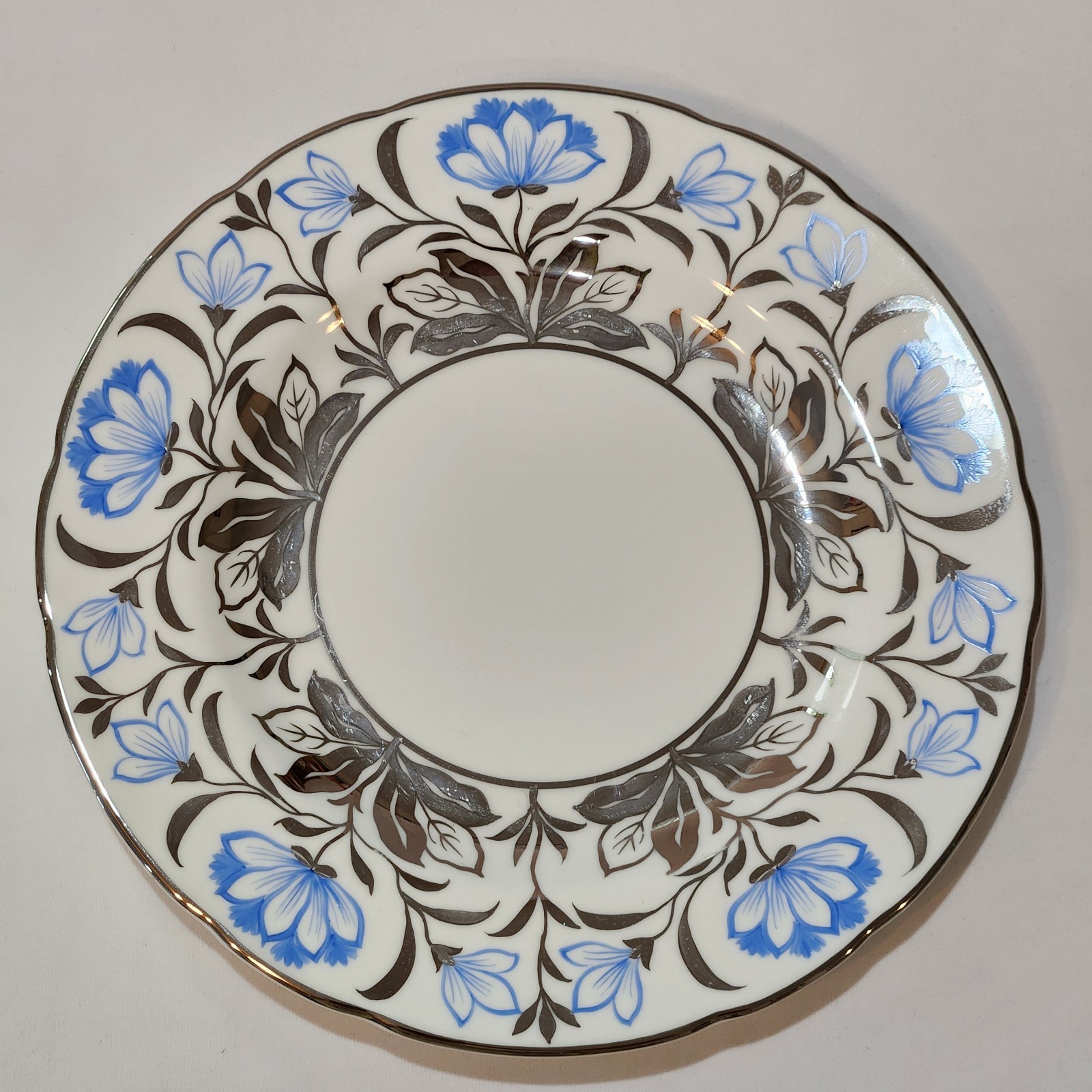 Set of 4 Wedgwood Blue Papyrus Floral Salad Plates Silver Rim England 8.25