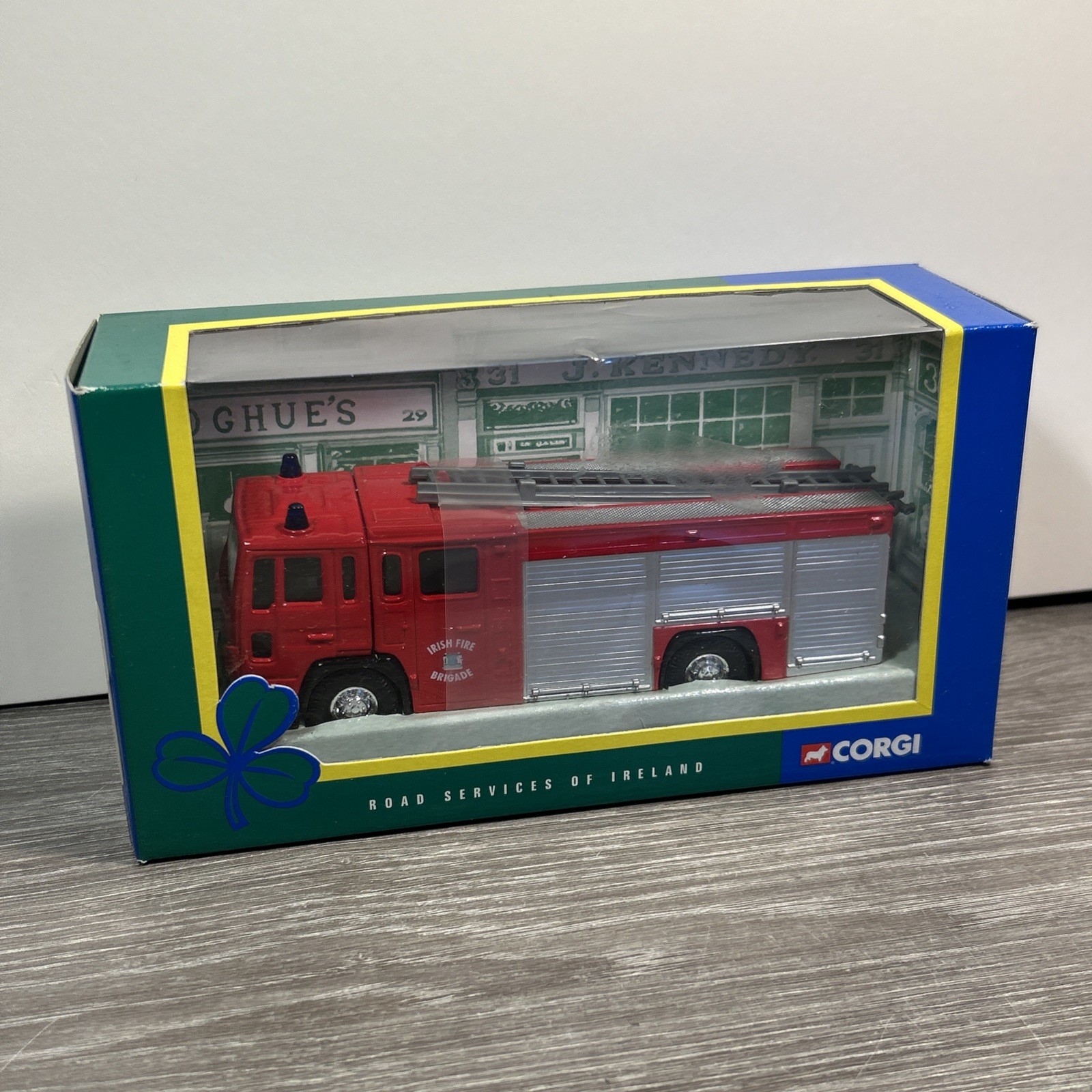 Corgi Classics 2001 - TY86301 - Volvo Fire Engine City Fire Brigade - New Corgi Classics 2001 - TY86301 - Volvo Fire Engine City Fire Brigade - New