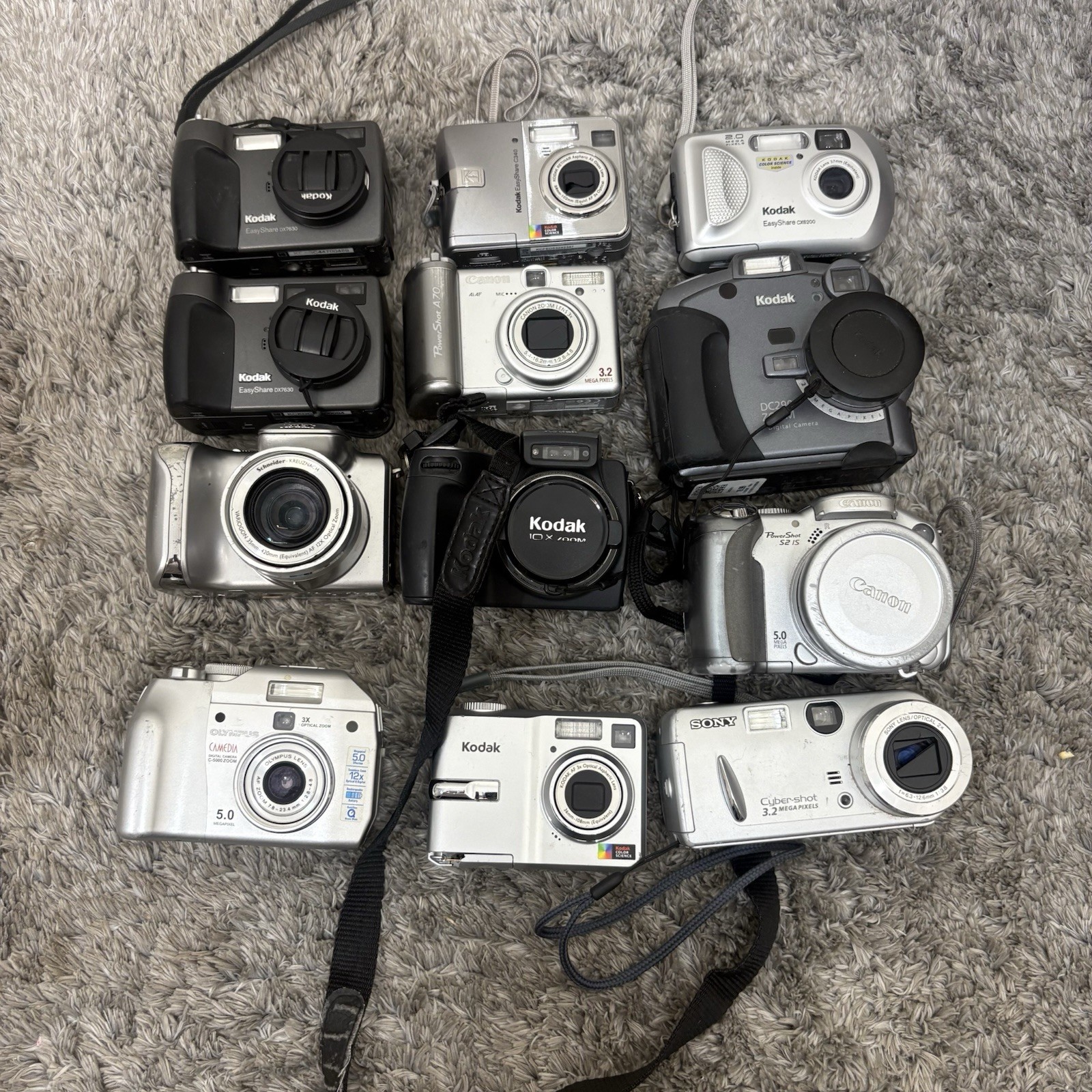 Vintage Digital Camera Lot 12 Kodak Canon Sony Olympus Parts Repair Untested Vintage Digital Camera Lot 12 Kodak Canon Sony Olympus Parts Repair Untested