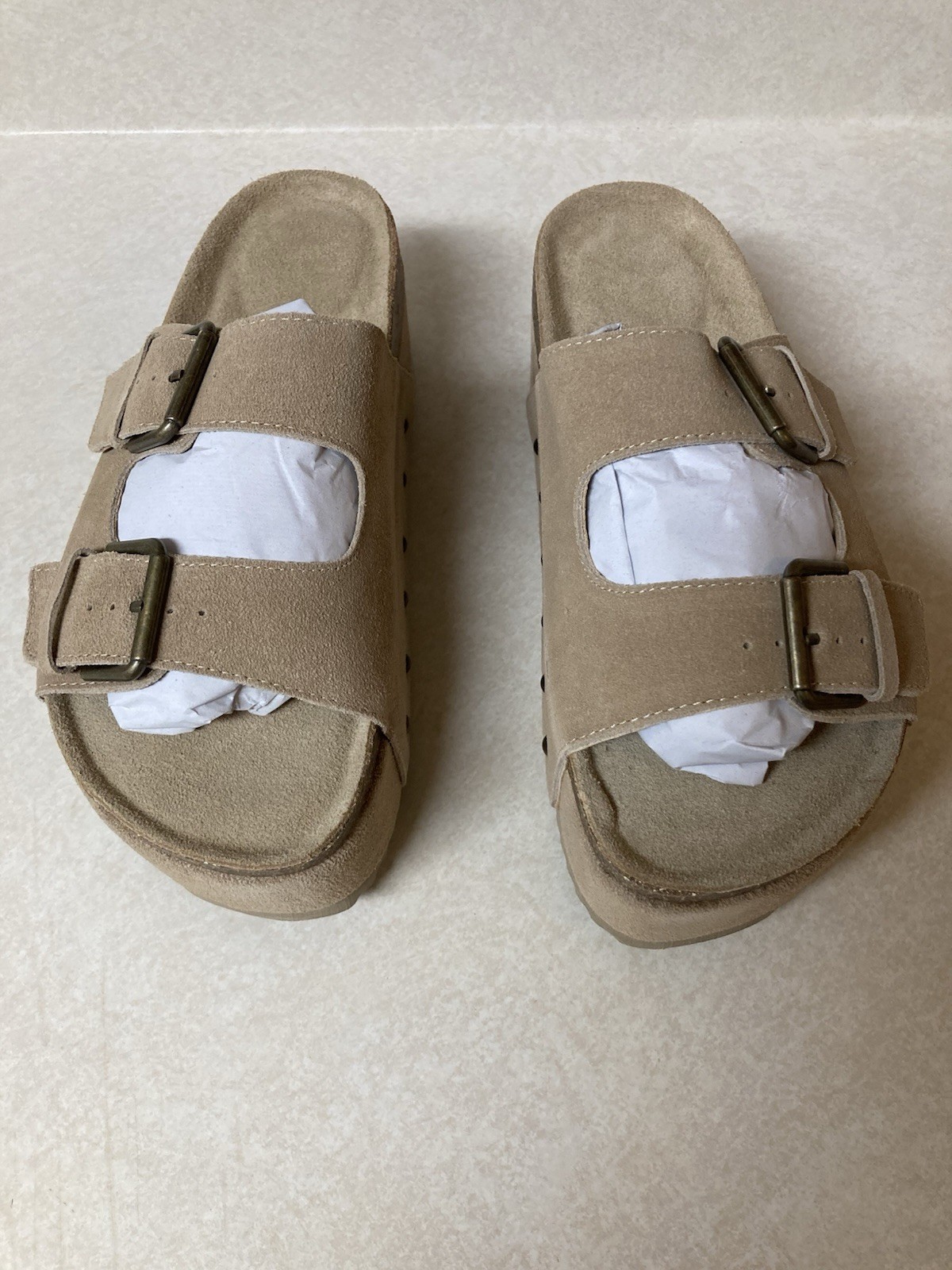 Cushionaire Guru Suede Khaki 9m Cushionaire Guru Suede Khaki 9m